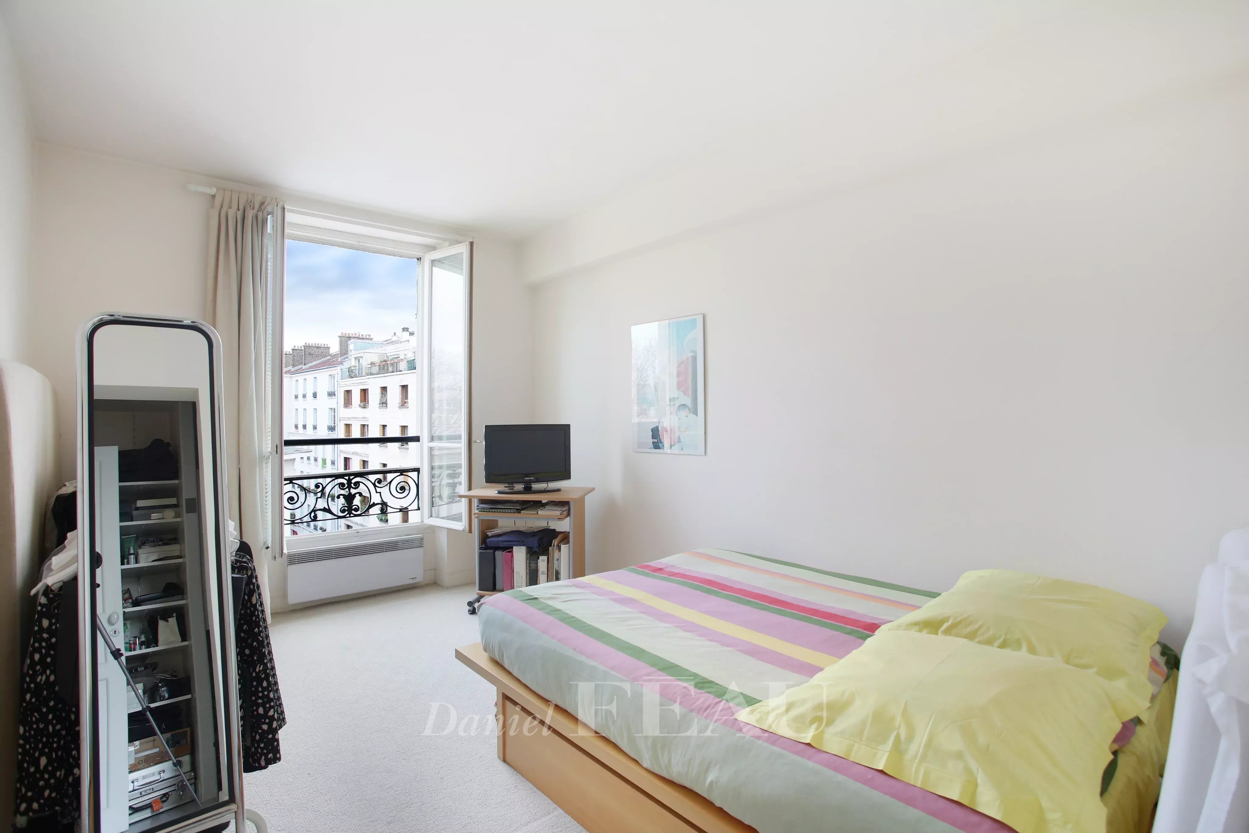 Sale Apartment Paris 5th