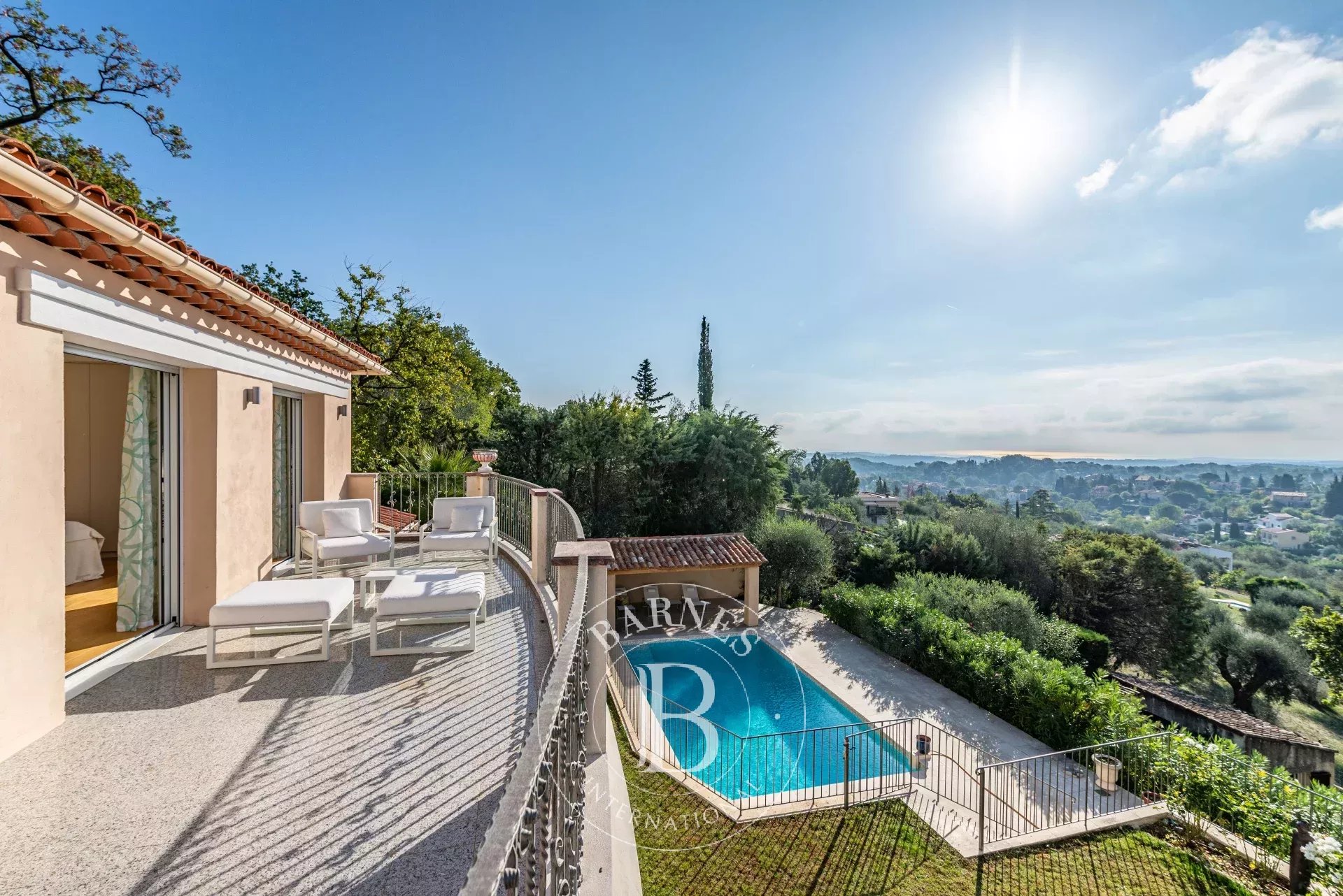 Villa Le Rouret  -  ref 83433372 (picture 2)