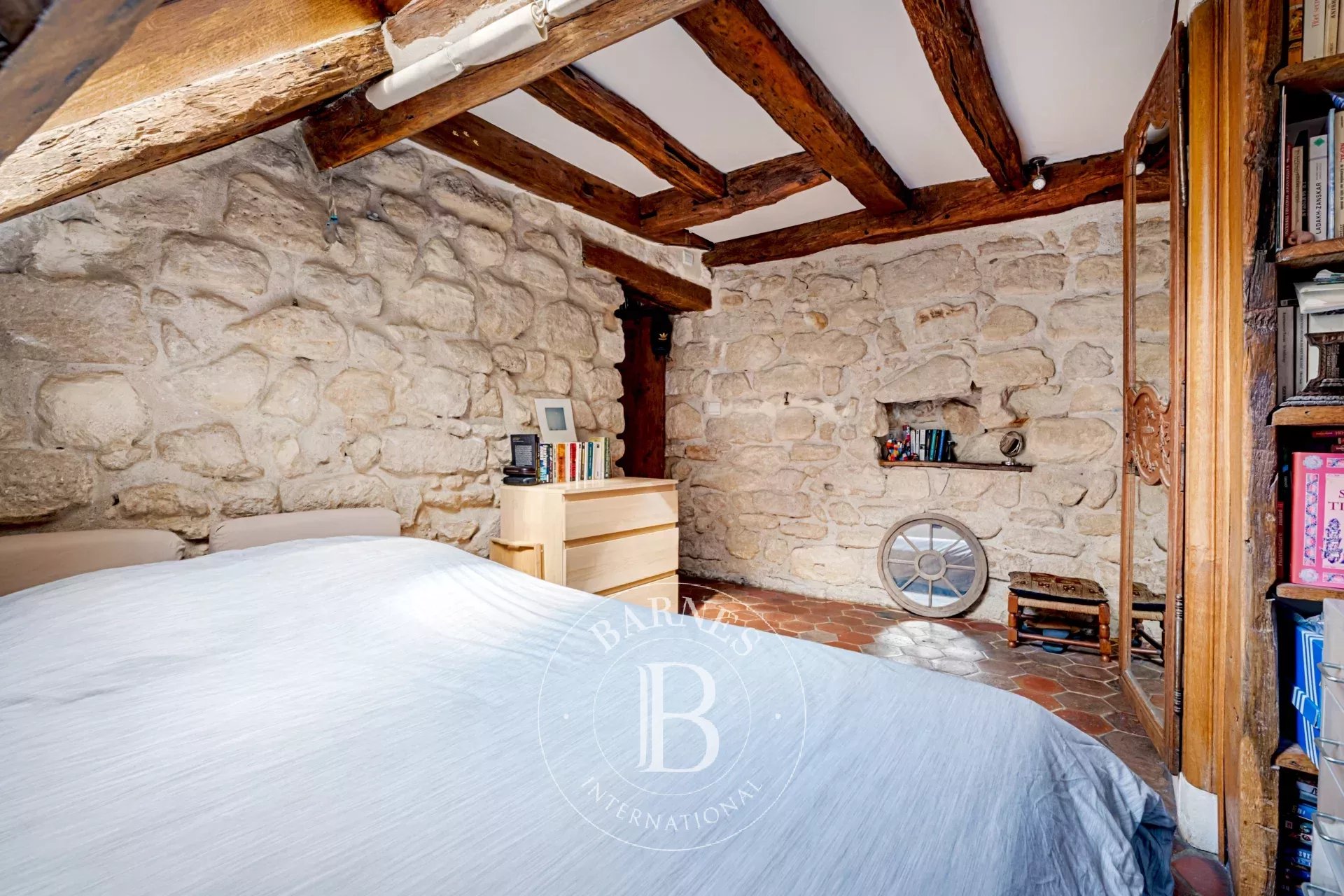 Daire Paris 4ème - picture 12