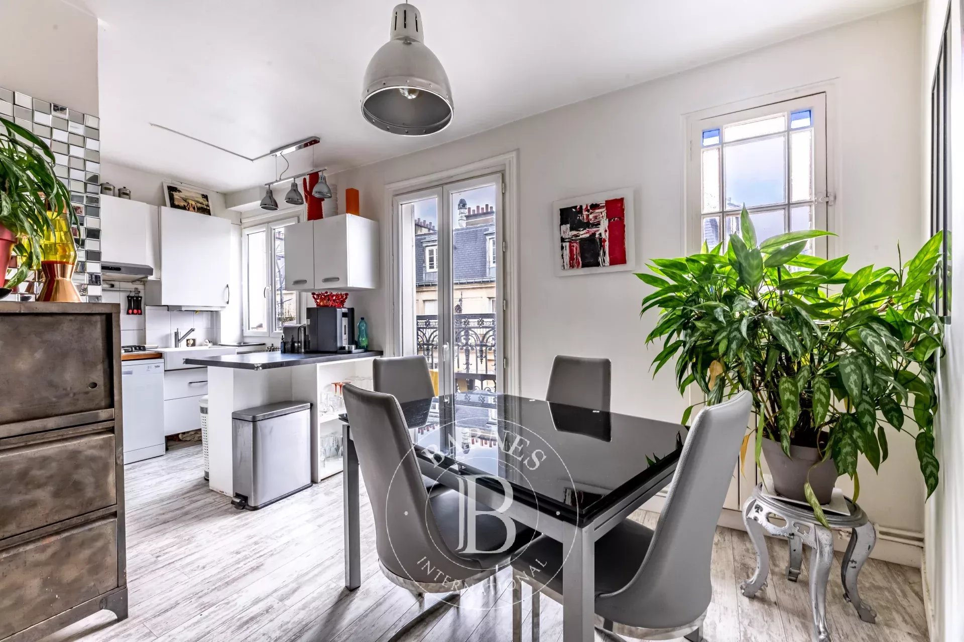 Daire Paris 18ème - picture 5