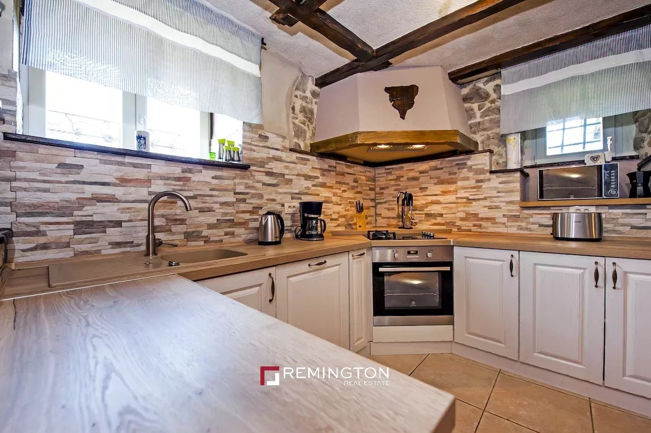 4 Bedroom Villa/Townhouse's Image 7