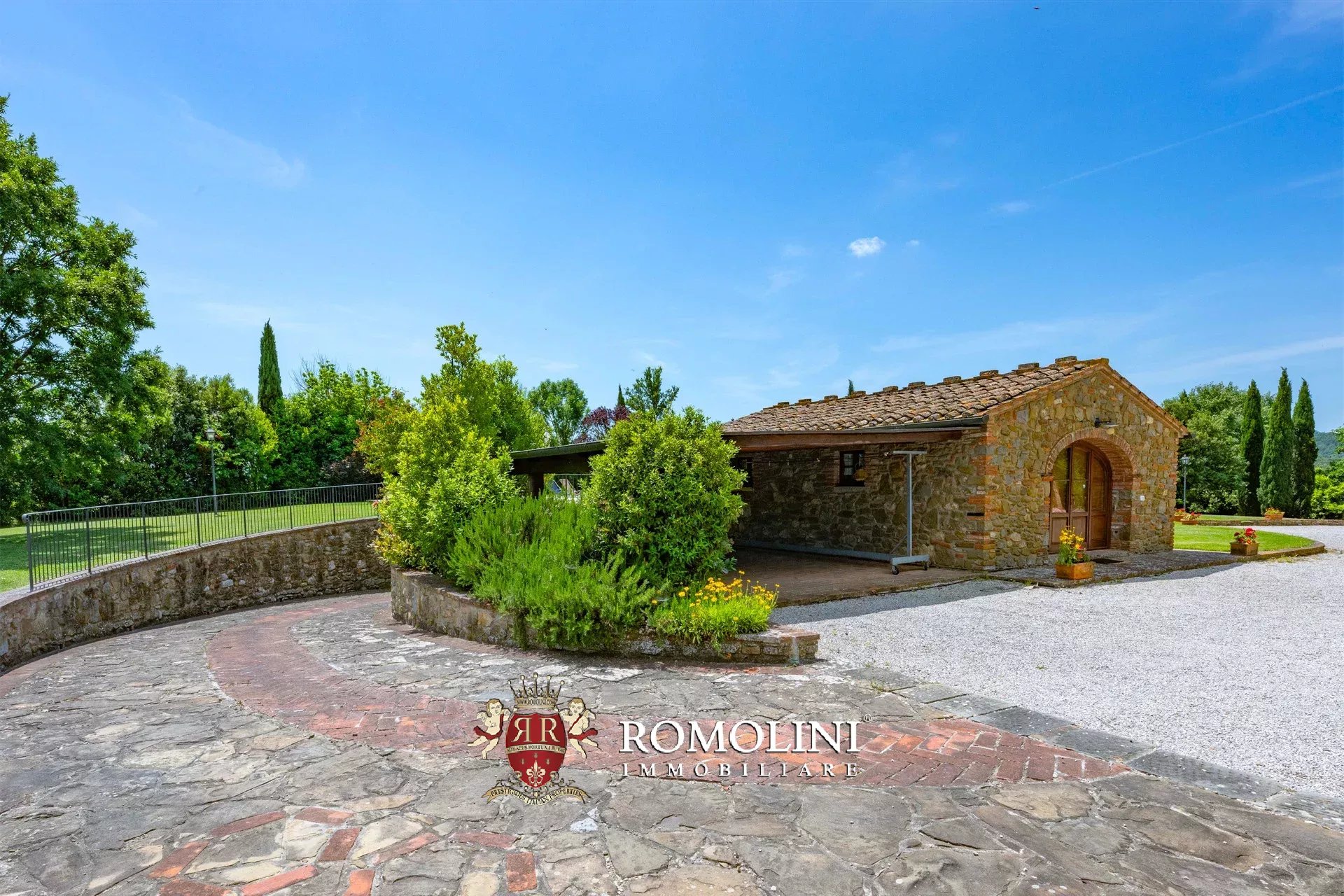 5 Bedroom Villa/Townhouse's Image 45