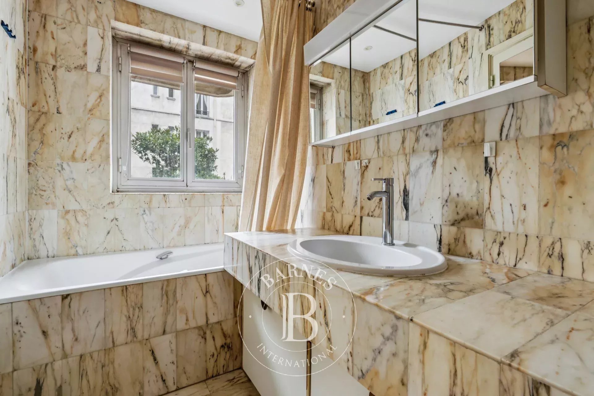 Daire Paris 16ème - picture 13