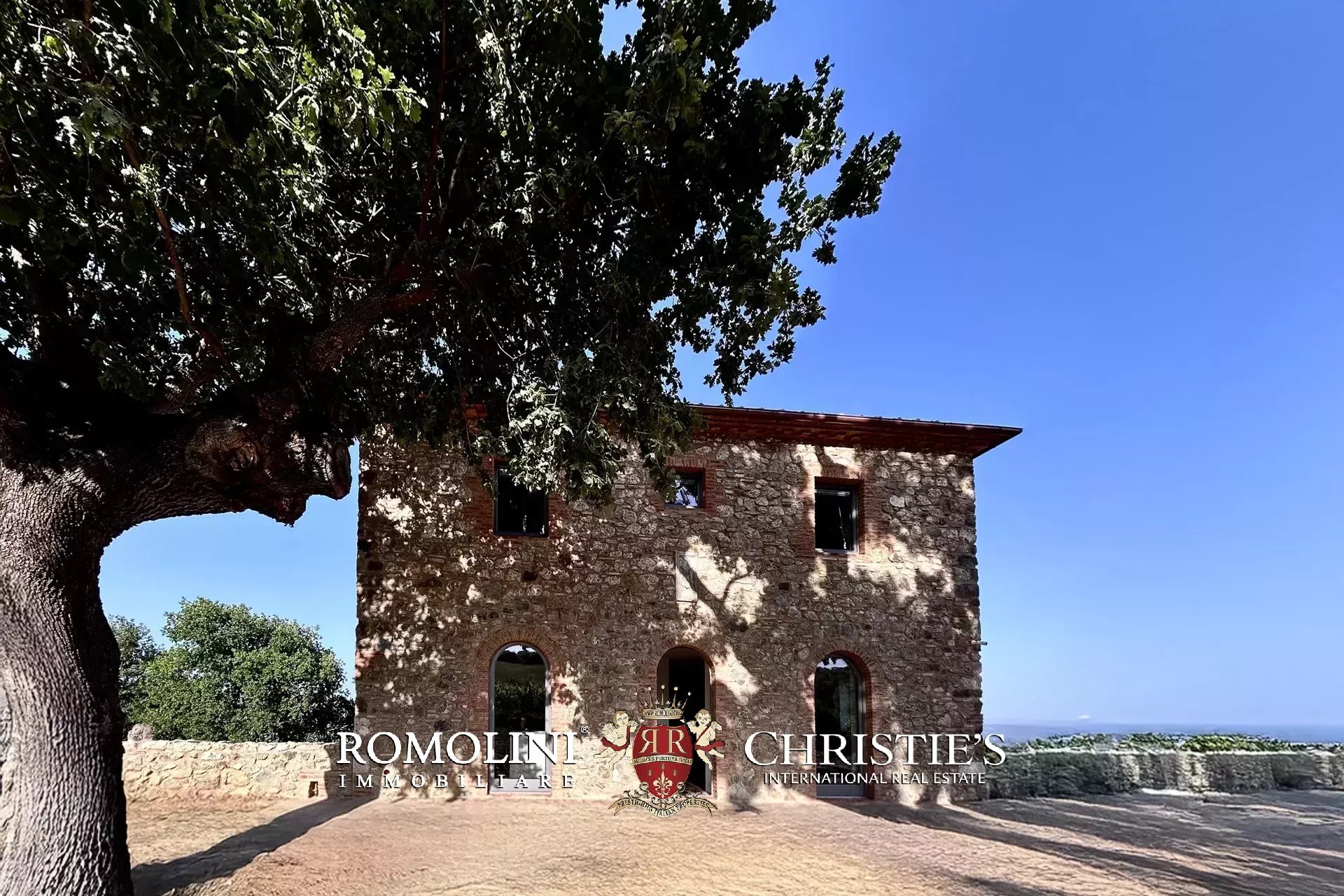 3 Bedroom Villa/Townhouse's Image 5