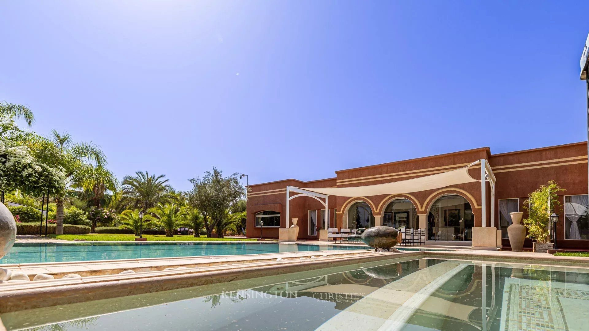 9 Bedroom Villa/Townhouse's Image 46