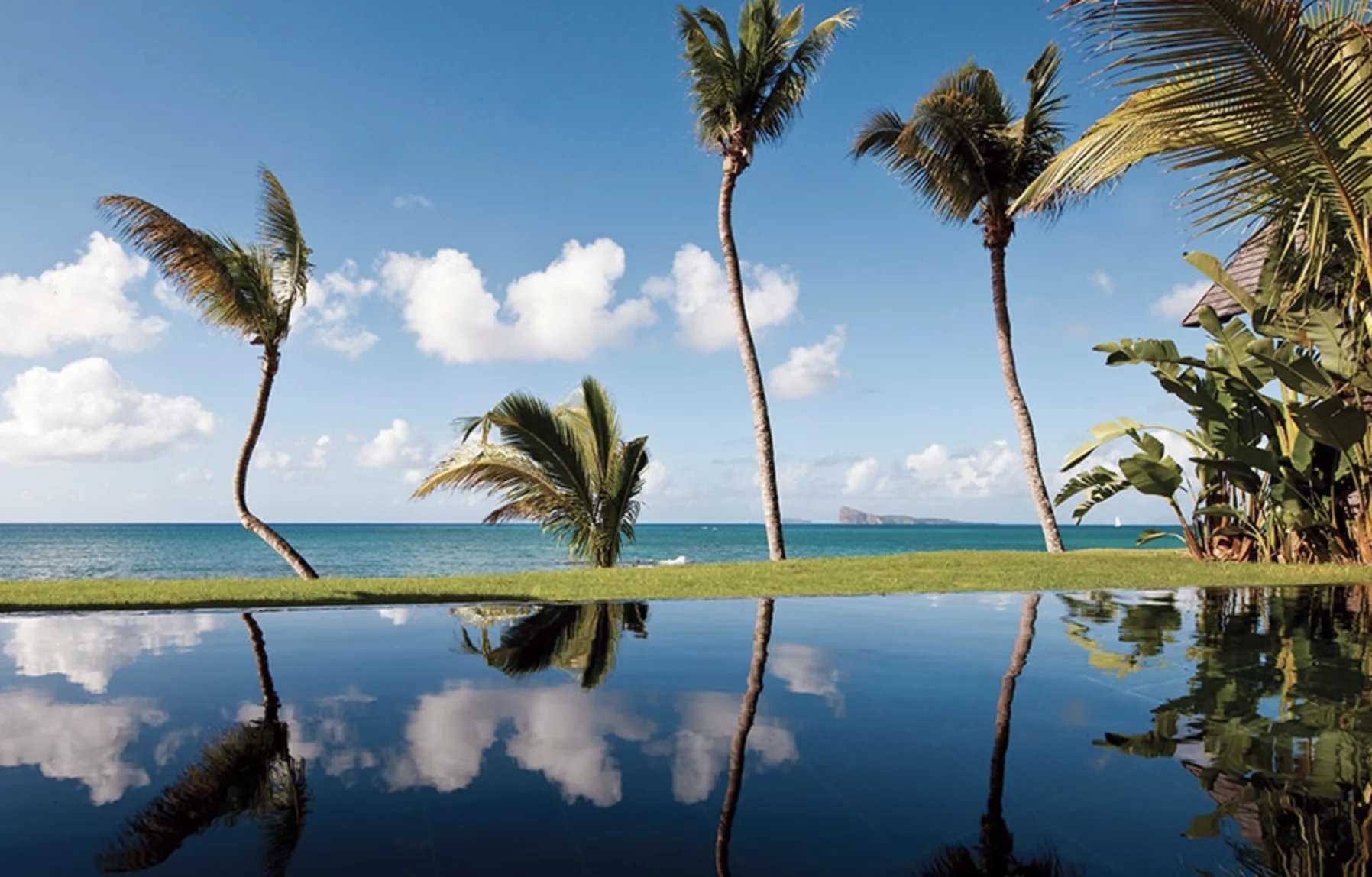 Mauritius - Rare opportunity : Luxury villa by the sea near Grand Bay - Pointe aux Canonniers