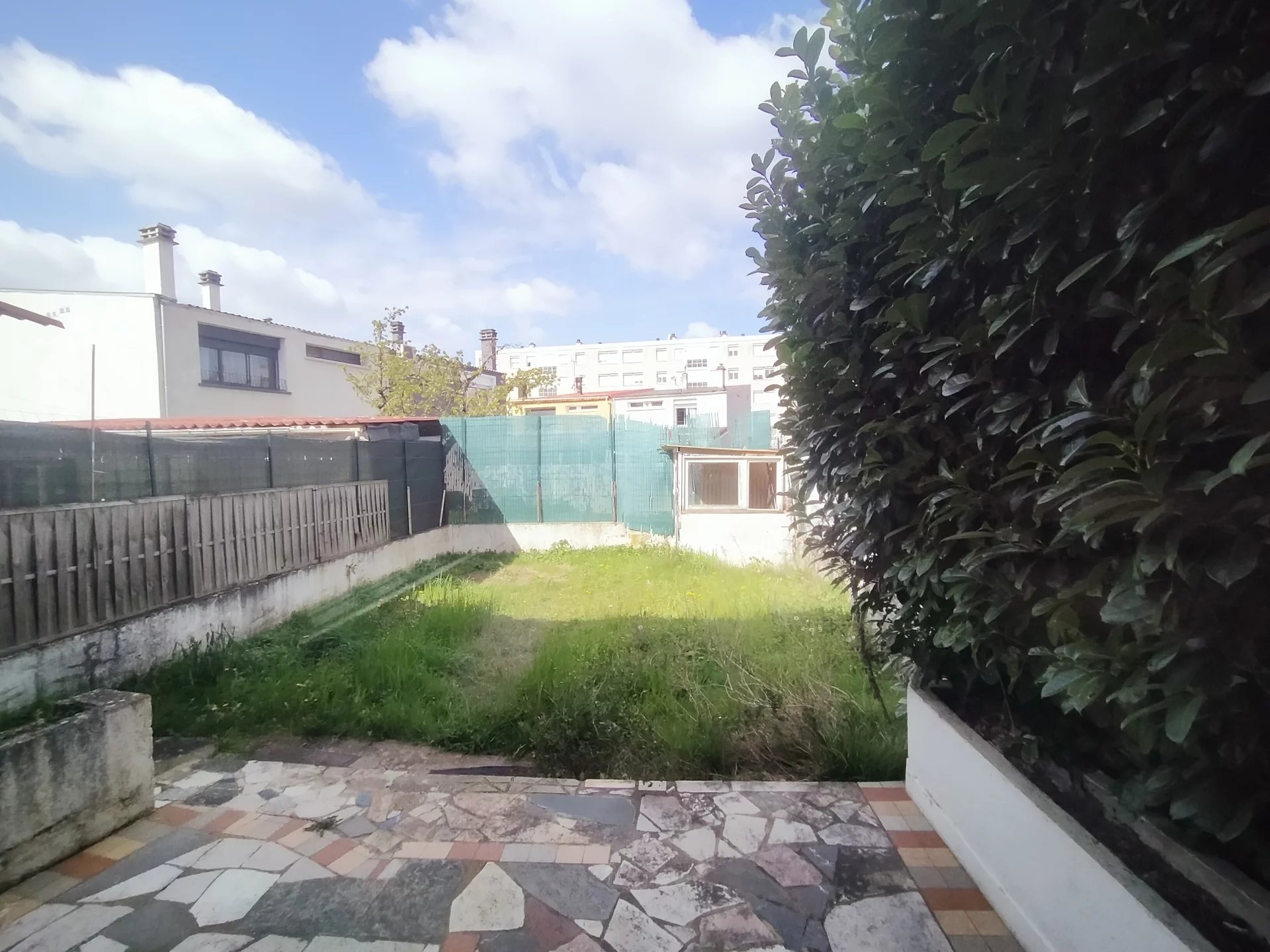 2681592 Location Meyzieu