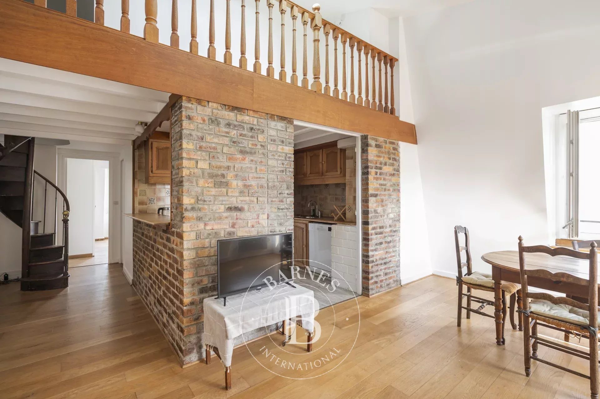 Daire Paris 9ème - picture 5