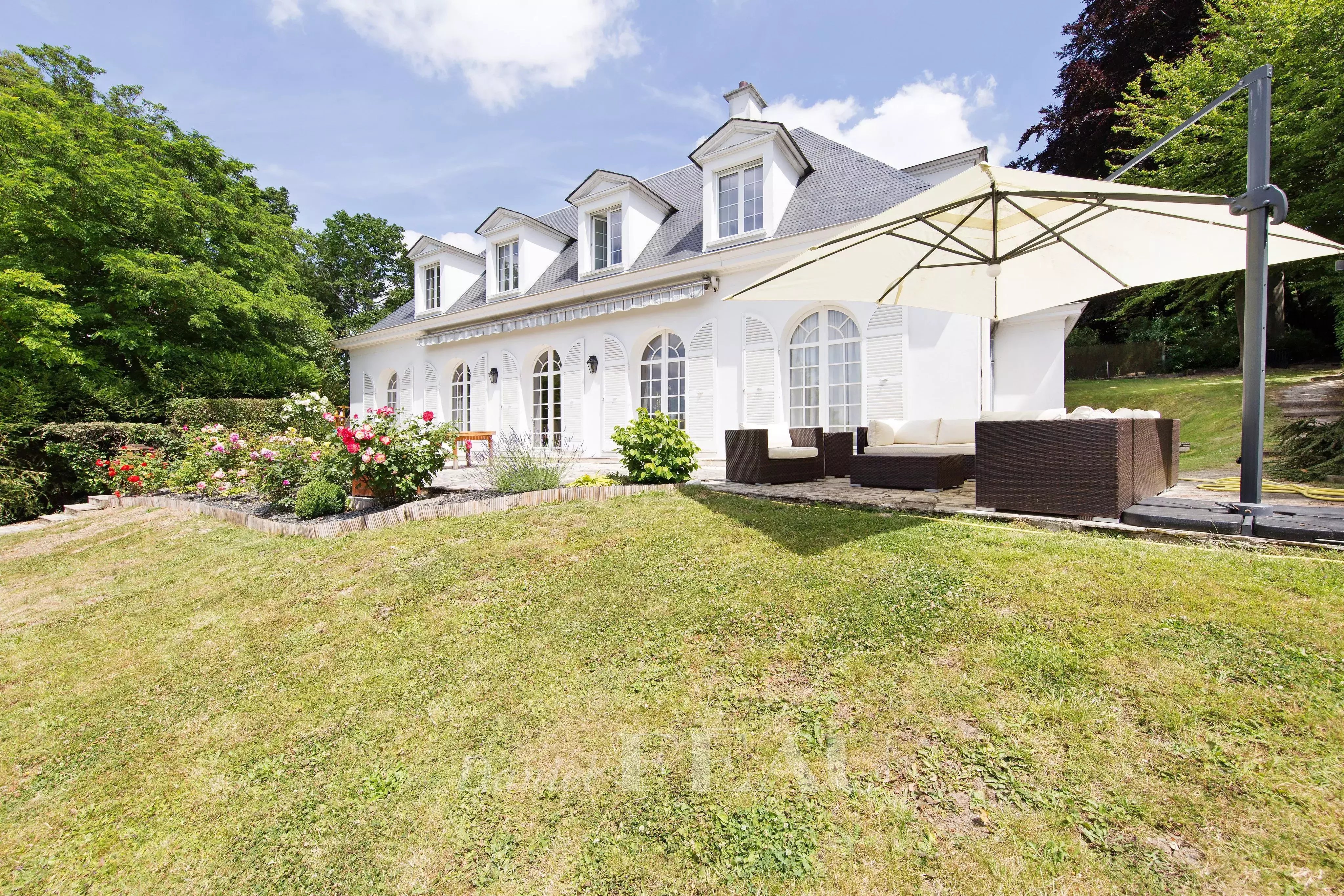 Rental House Bougival