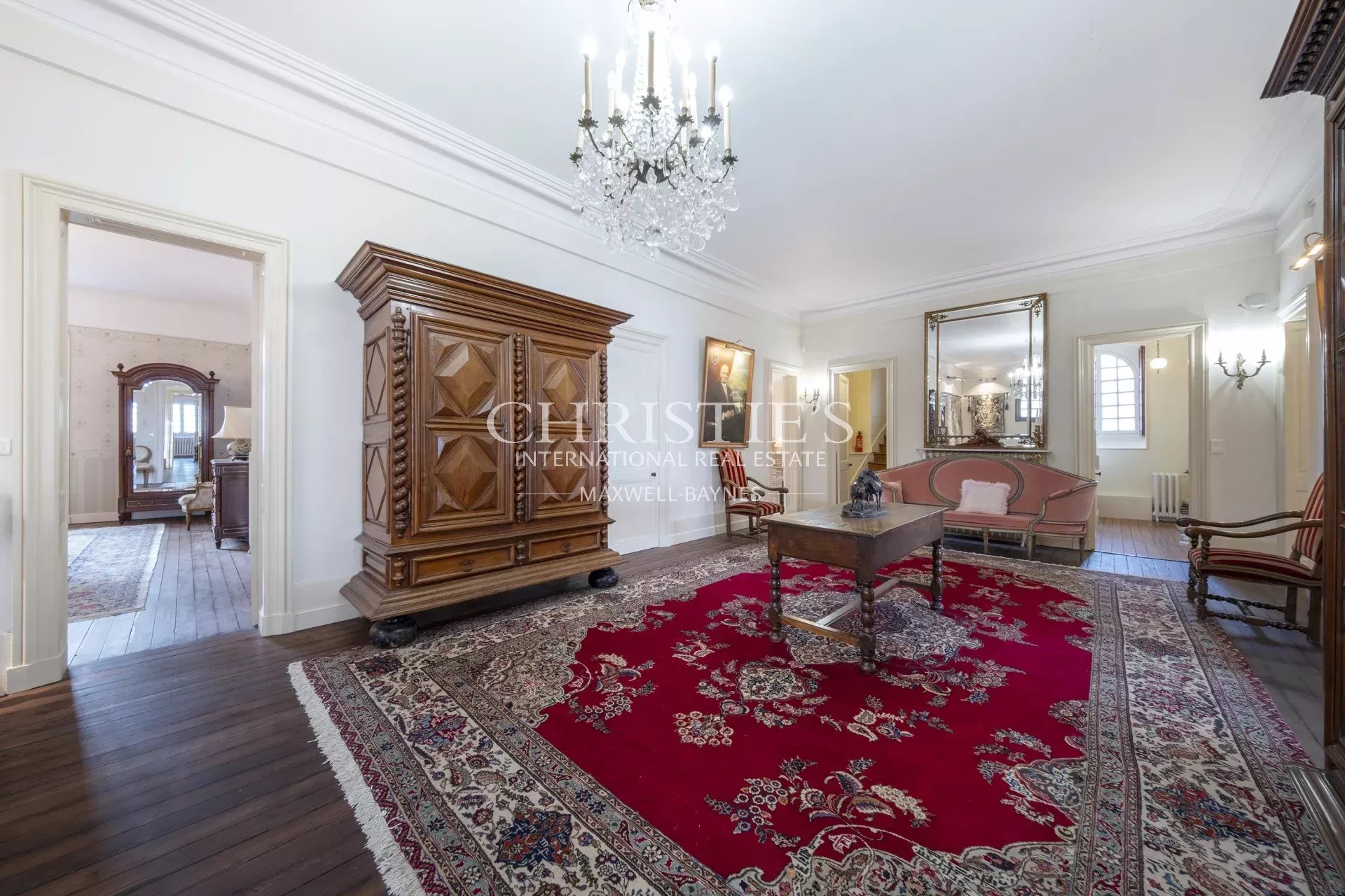 11 Bedroom Chateau's Image 17