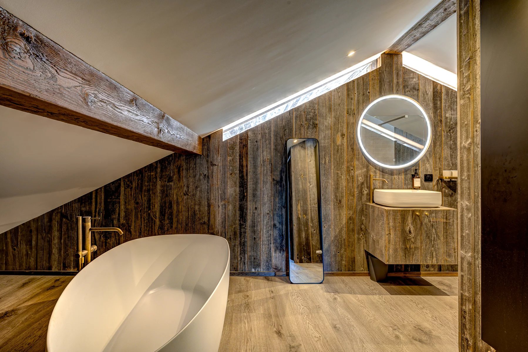 Photo of LA CÔTE D’ARBROZ – Contemporary 6-bedroom chalet with panoramic views