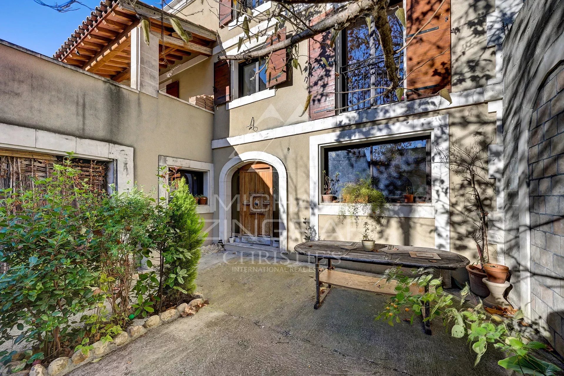 5 Bedroom Villa/Townhouse's Image 9