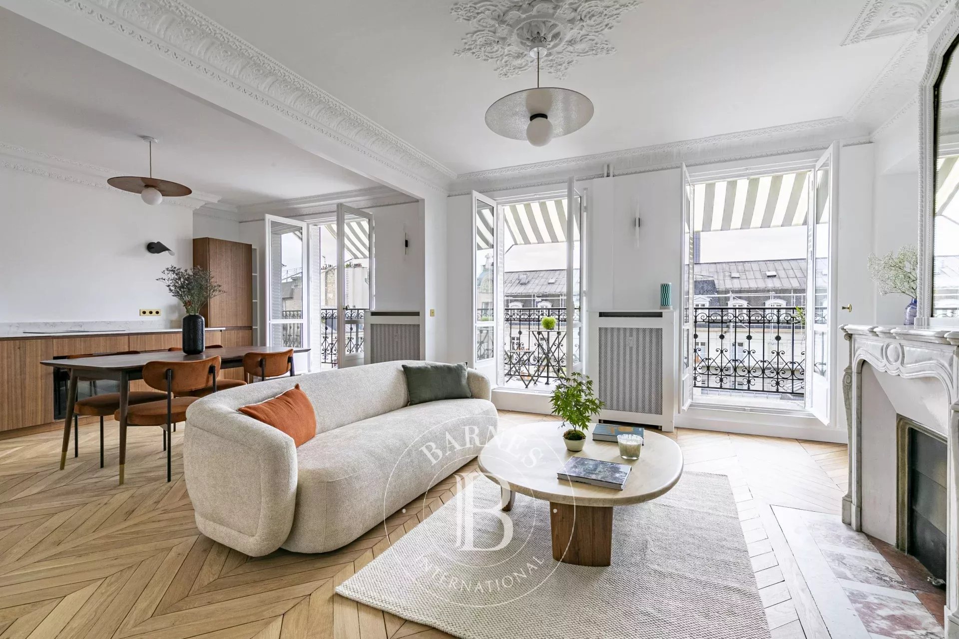 Daire Paris 7ème - picture 14