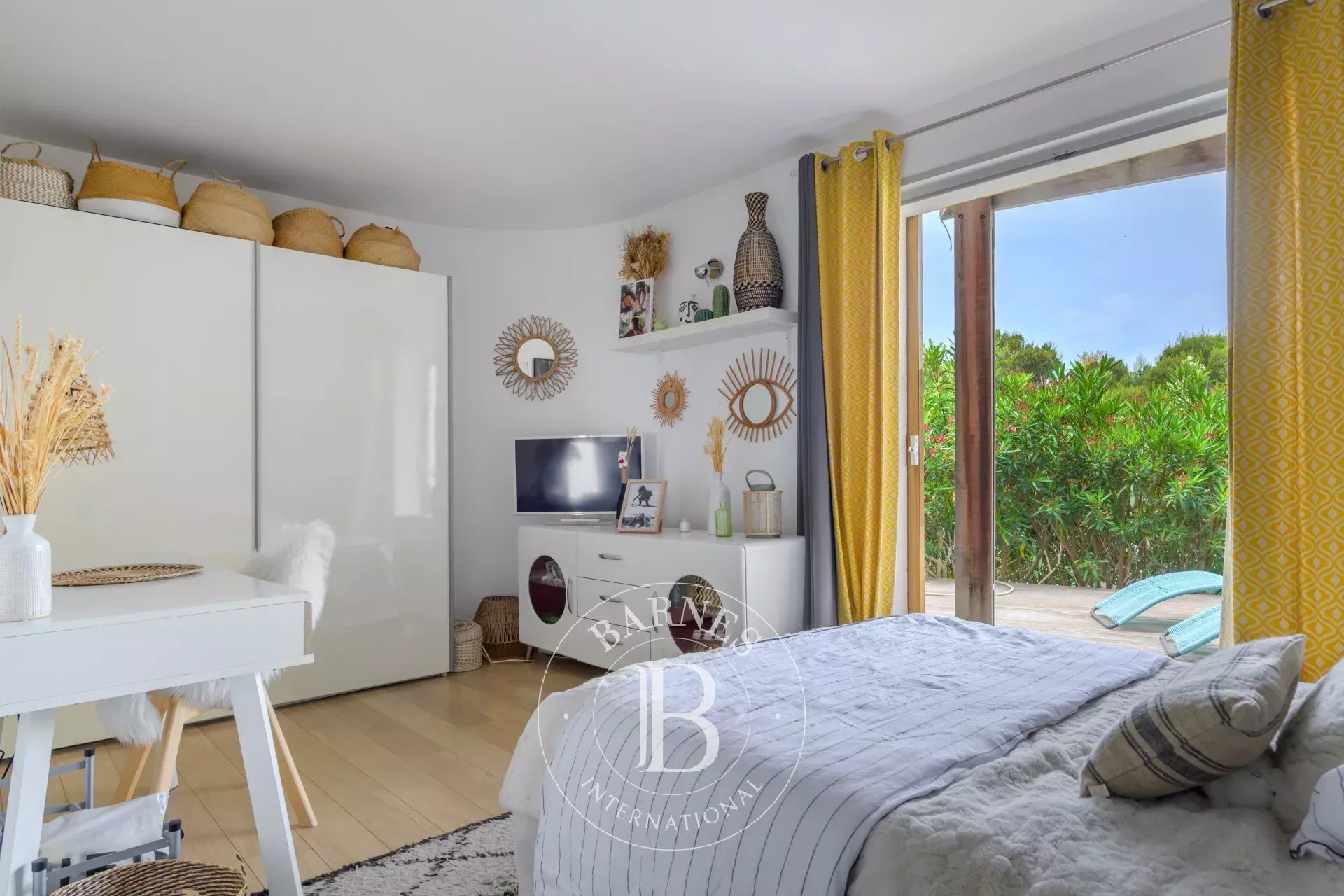 Ev Marseille 8ème - picture 13