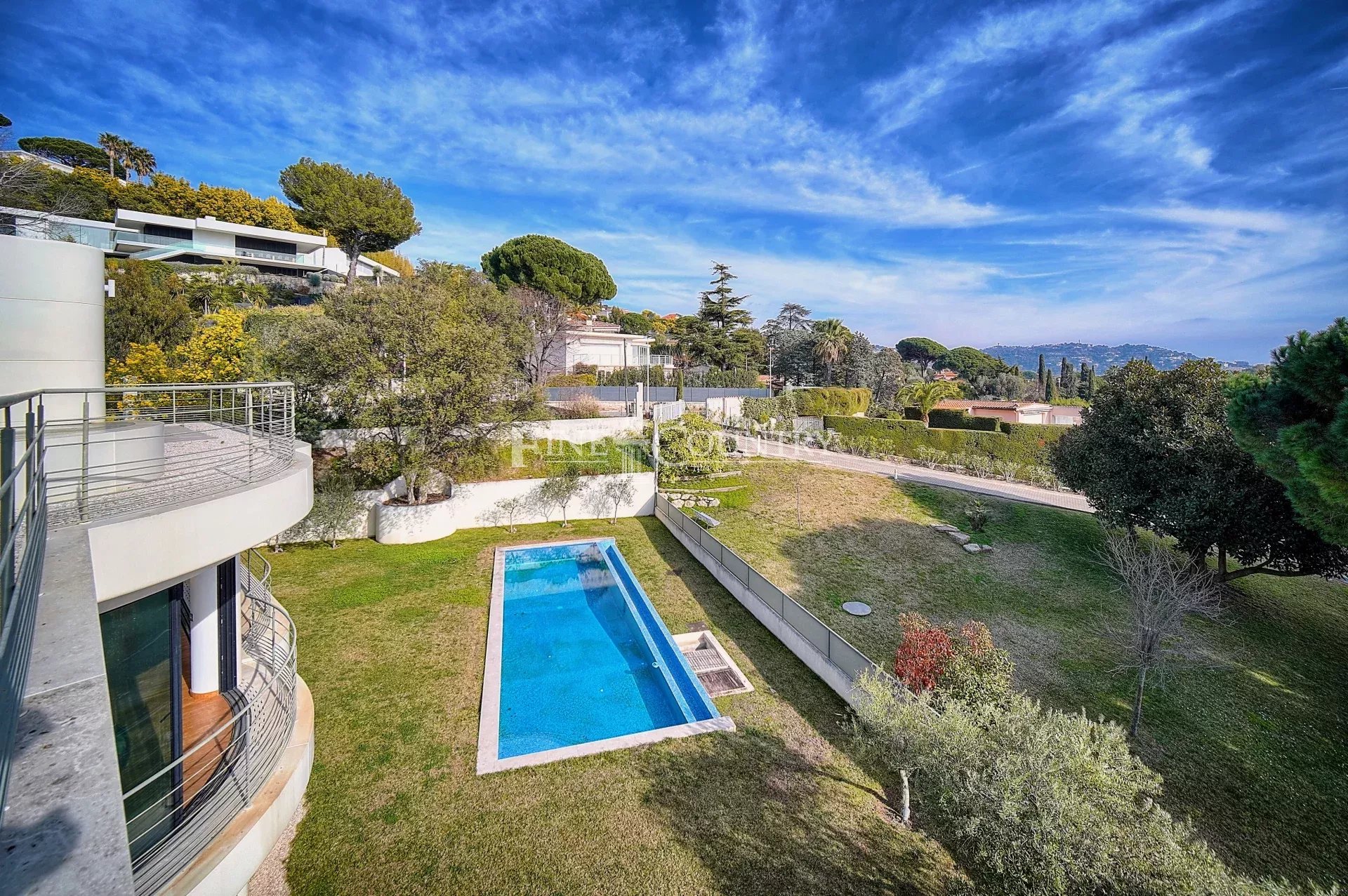 Photo of Villa for sale in Cannes with sea view