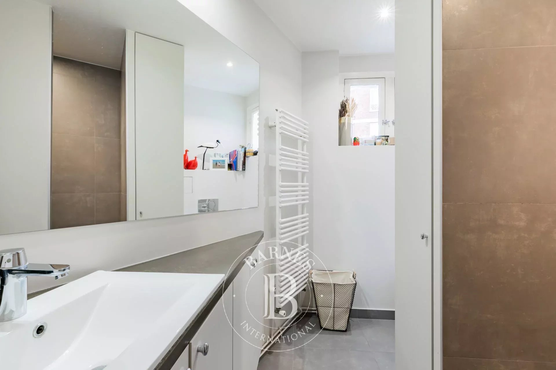 Daire Paris 18ème - picture 10