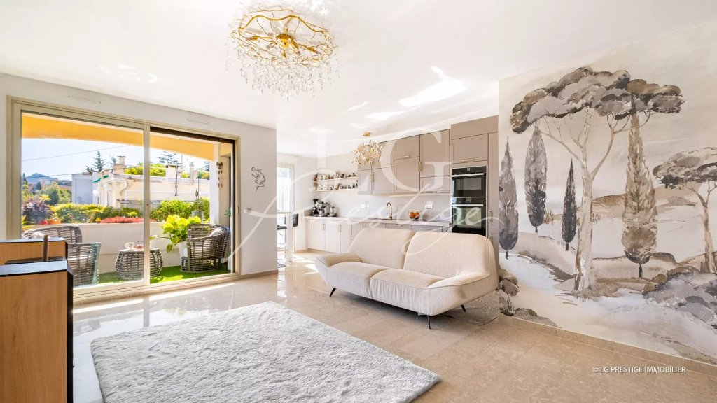 Apartment for sale in Mandelieu — CO-EXCLUSIVITY
