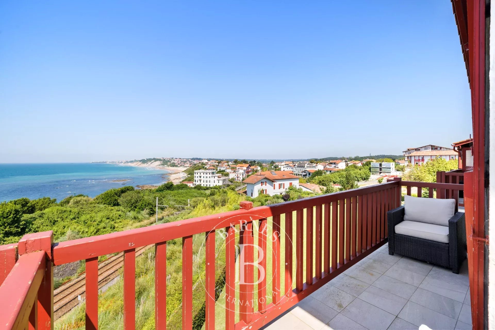 GUÉTHARY,  APARTMENT WITH OCEAN VIEWS