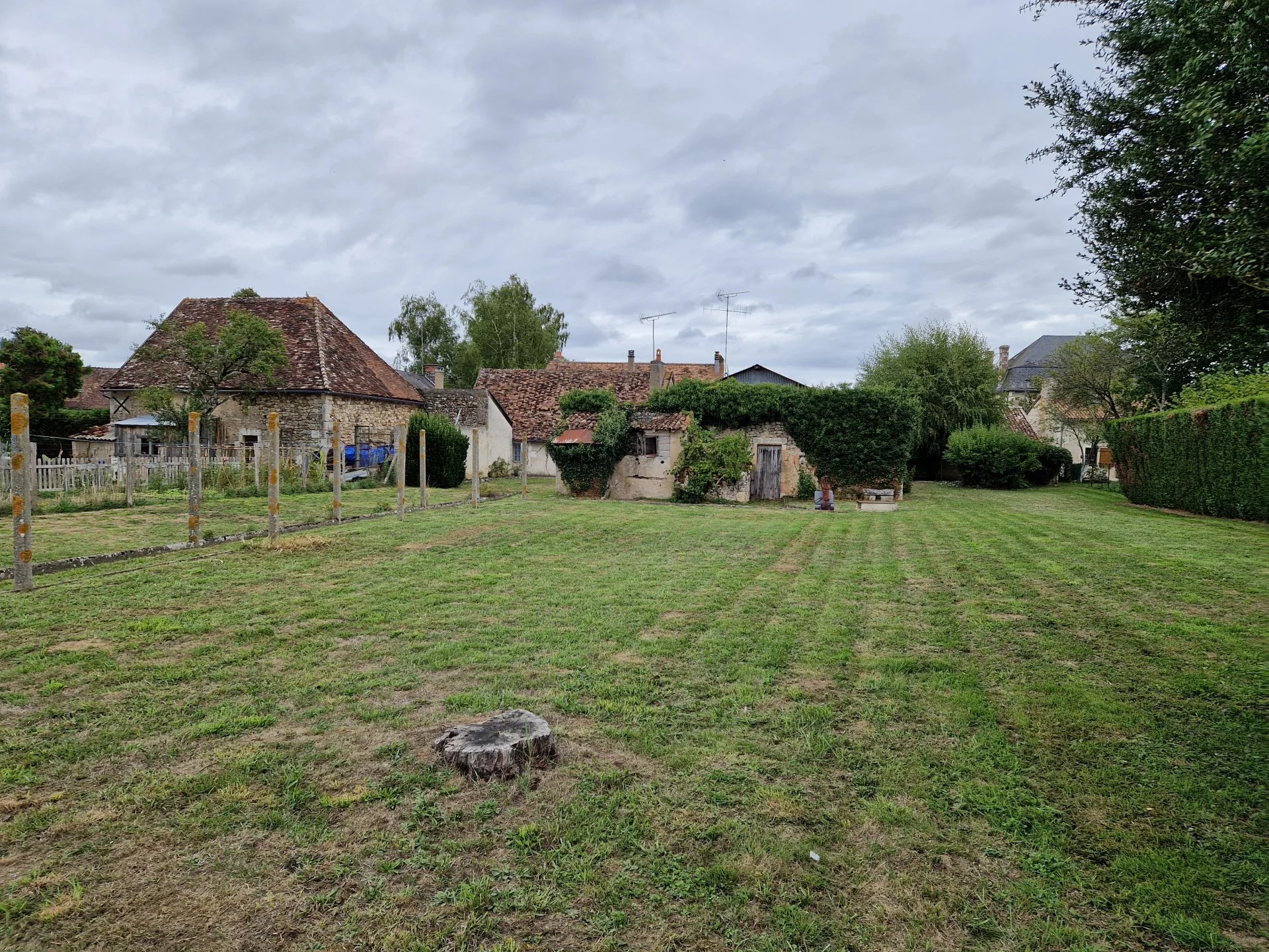 House in Nalliers - Image 2