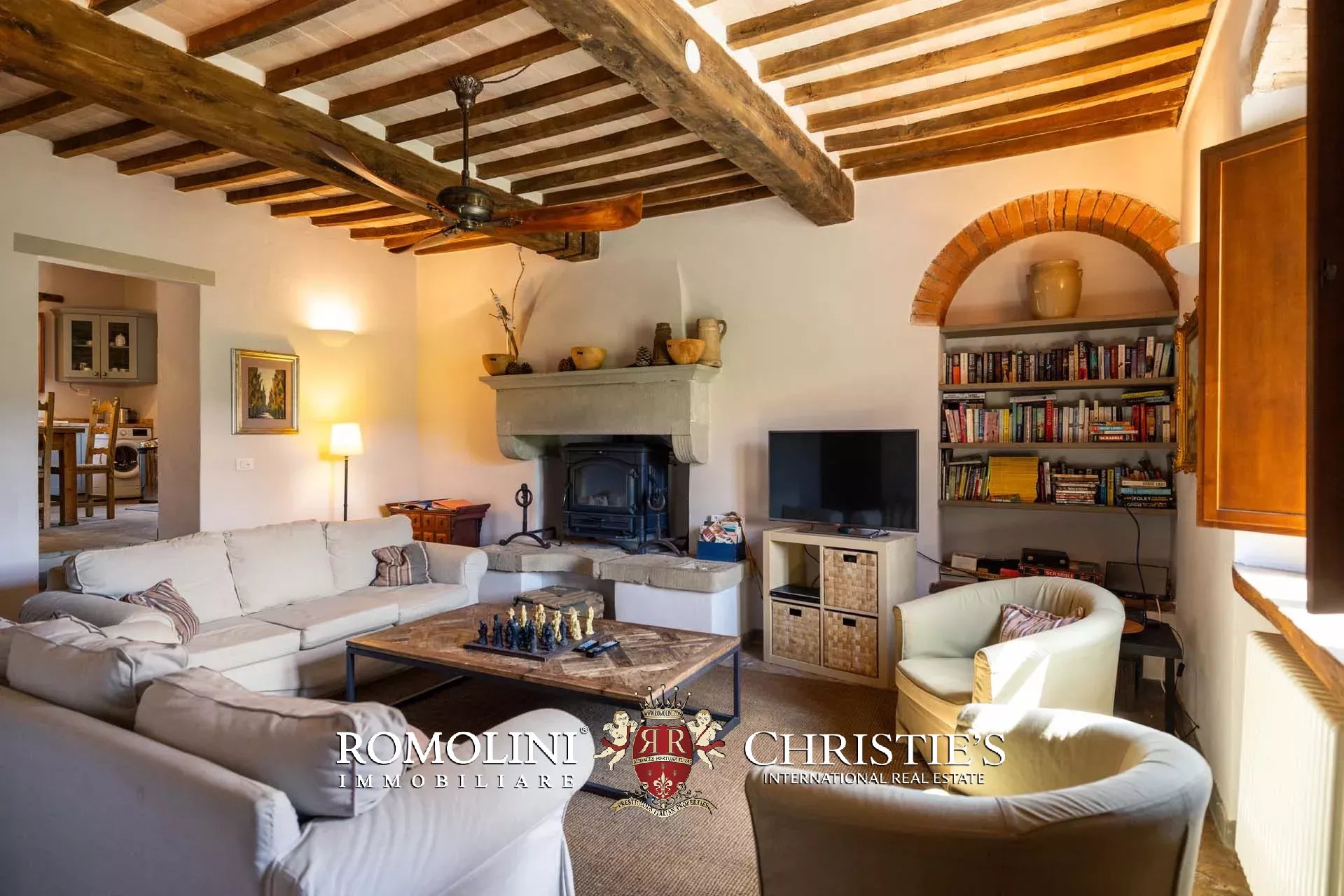 9 Bedroom Villa/Townhouse's Image 53