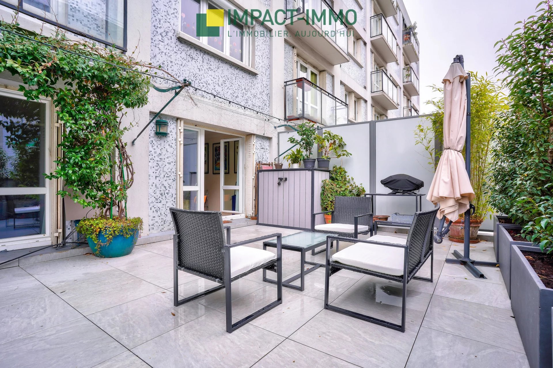 A VENDRE 3 PIECES AVEC TERRASSE DE 35m2 QUARTIER REPUBLIQUE - POSSIBILITE DE PARKING