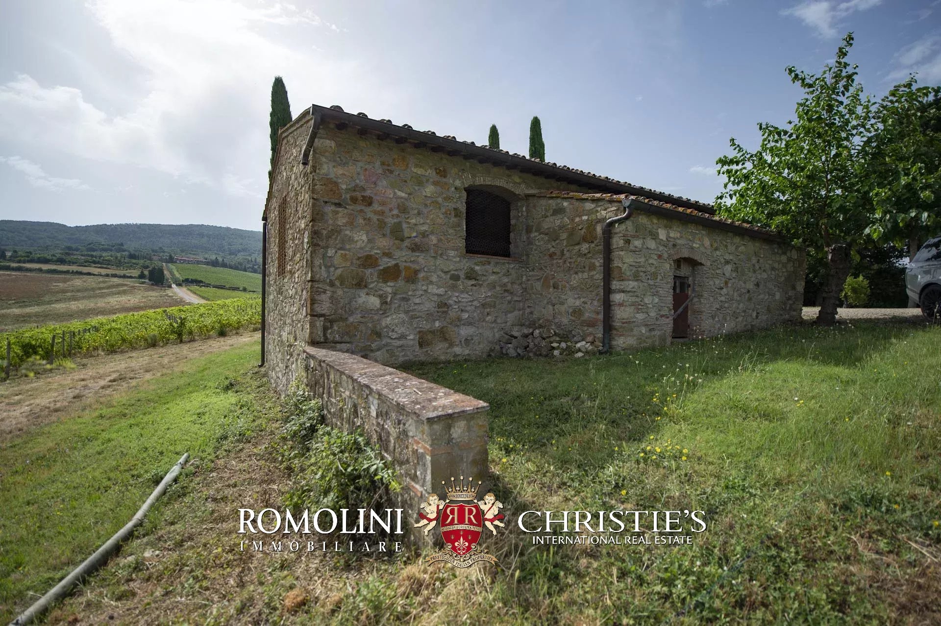 6 Bedroom Vineyard's Image 18