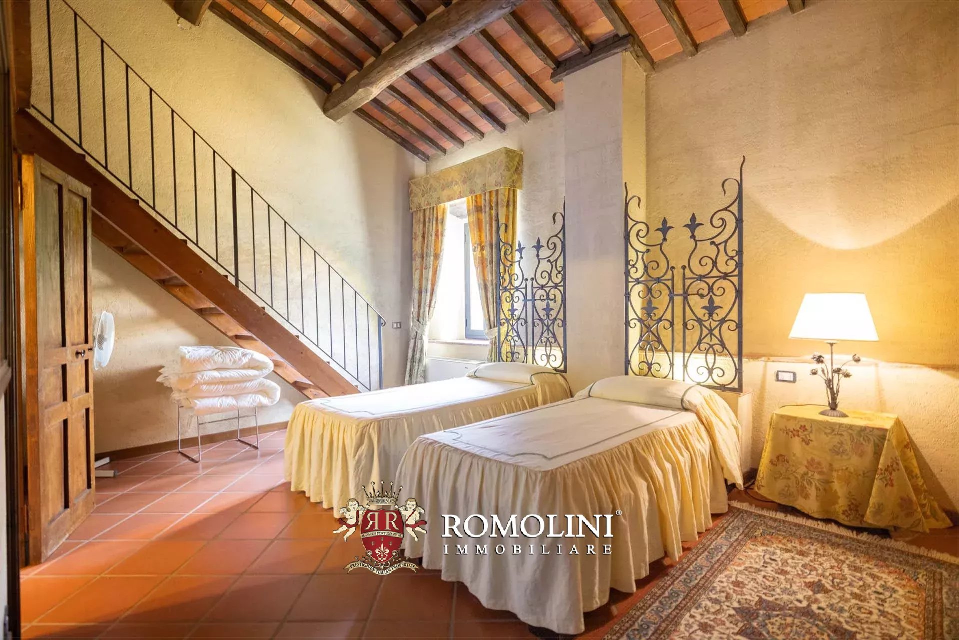 10 Bedroom Villa/Townhouse's Image 64