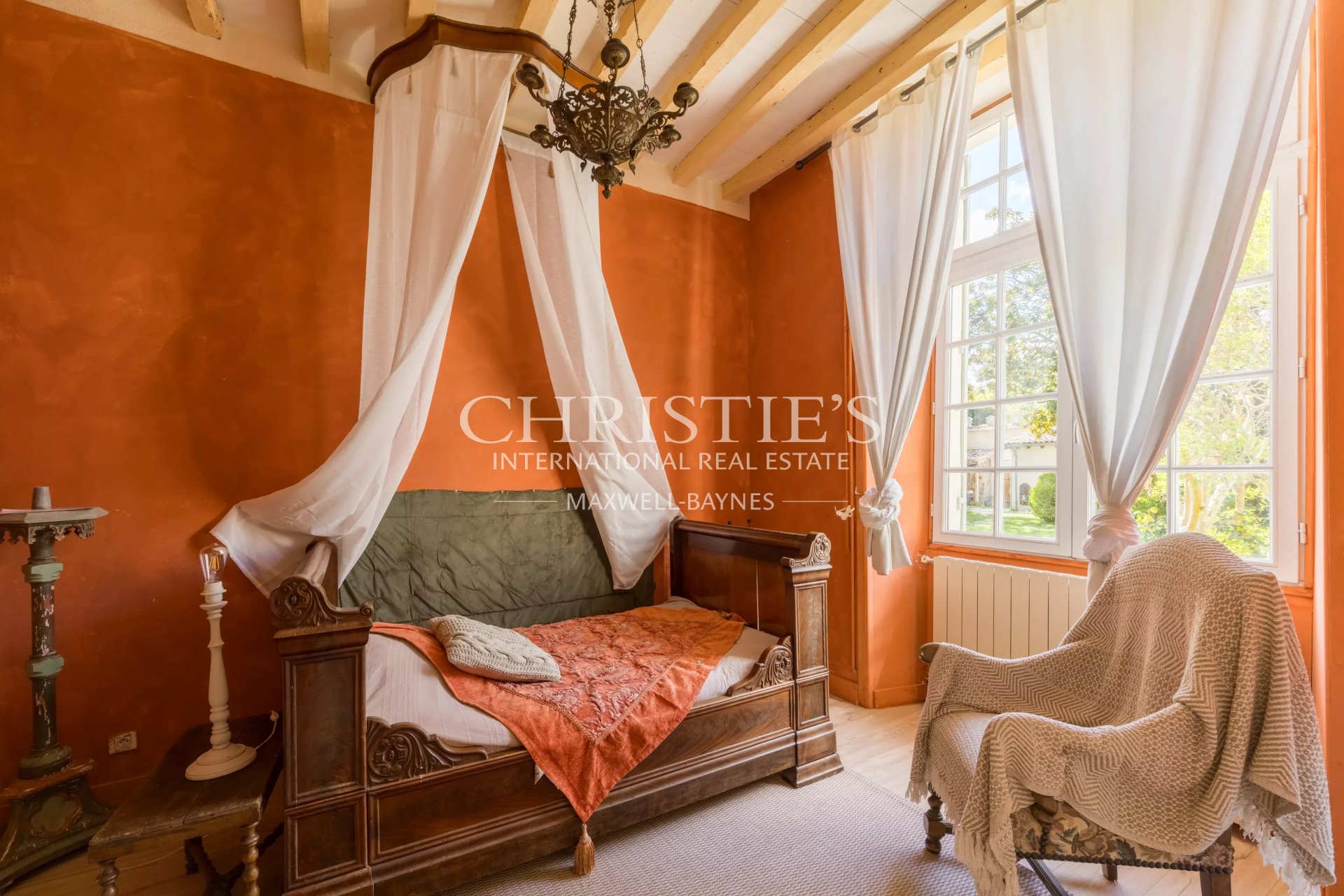 11 Bedroom Villa/Townhouse's Image 7