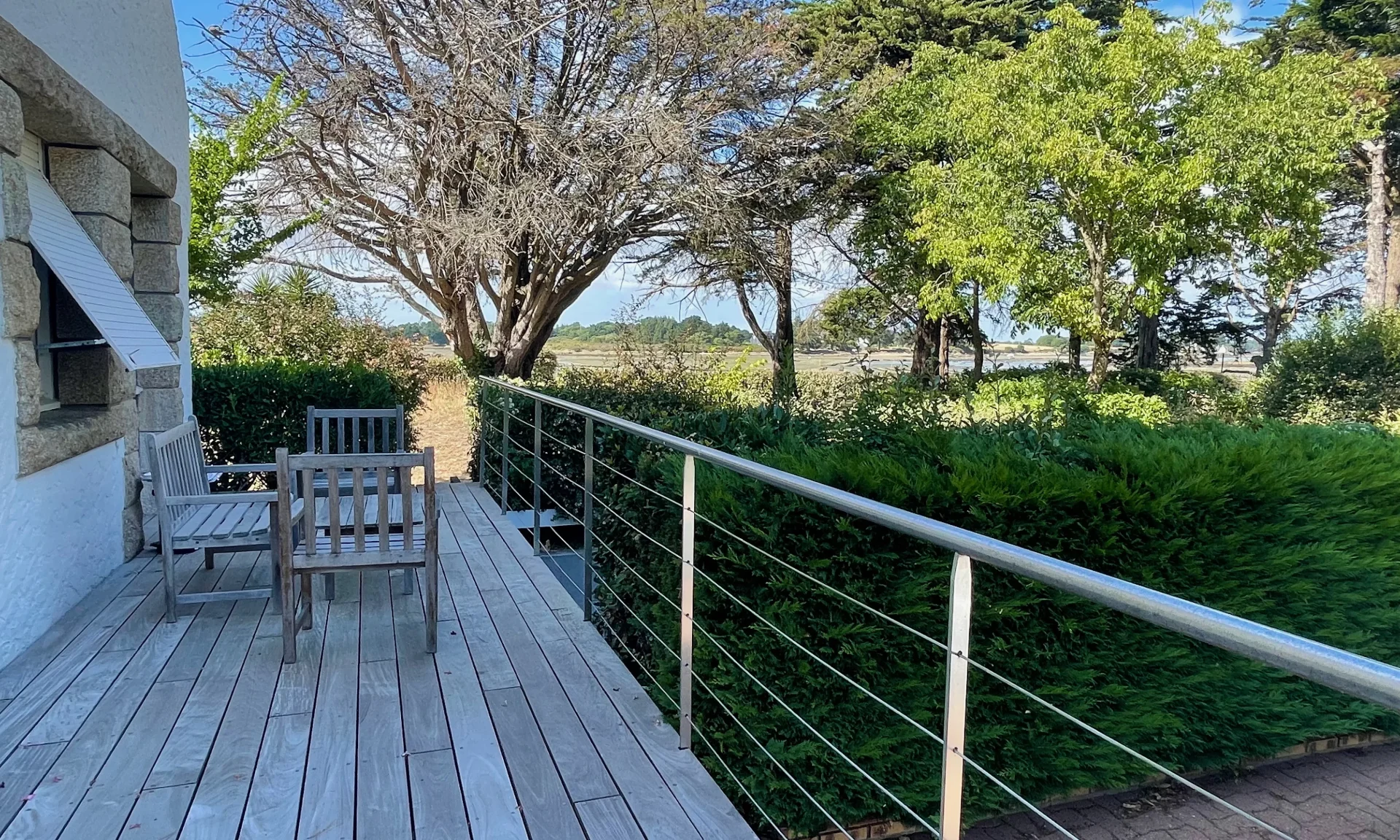 Plouhinec - Property with beach access