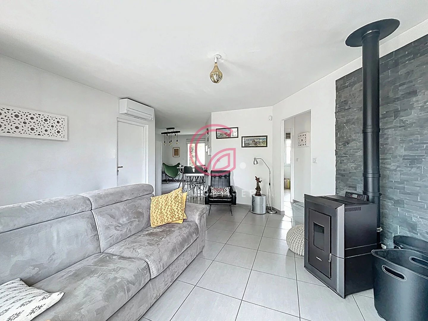 Charmante maison avec jardin et garage - secteur calme et recherché