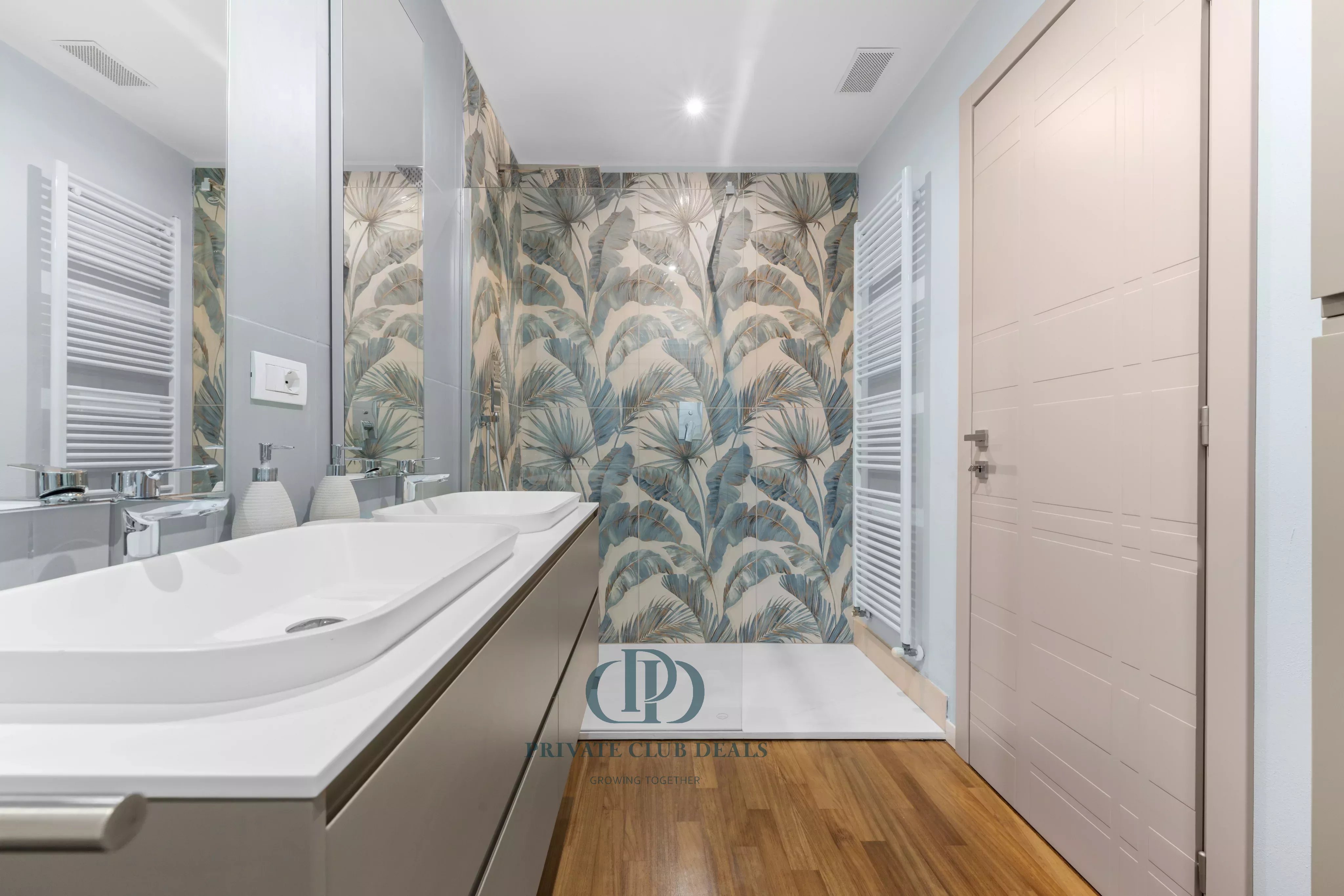 Villa Como - picture 23