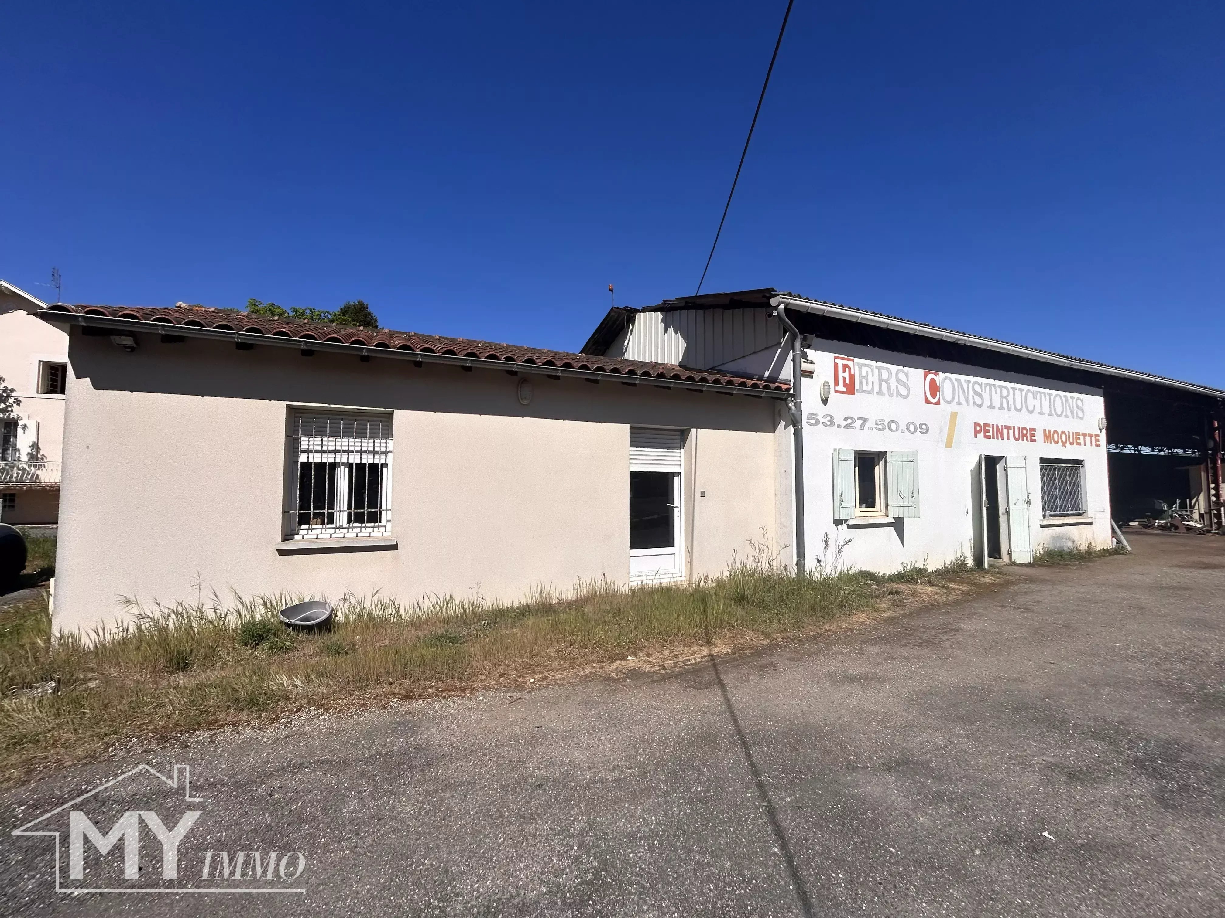 VELINES : Site industriel complet avec quai de chargement sur 7 030 m²