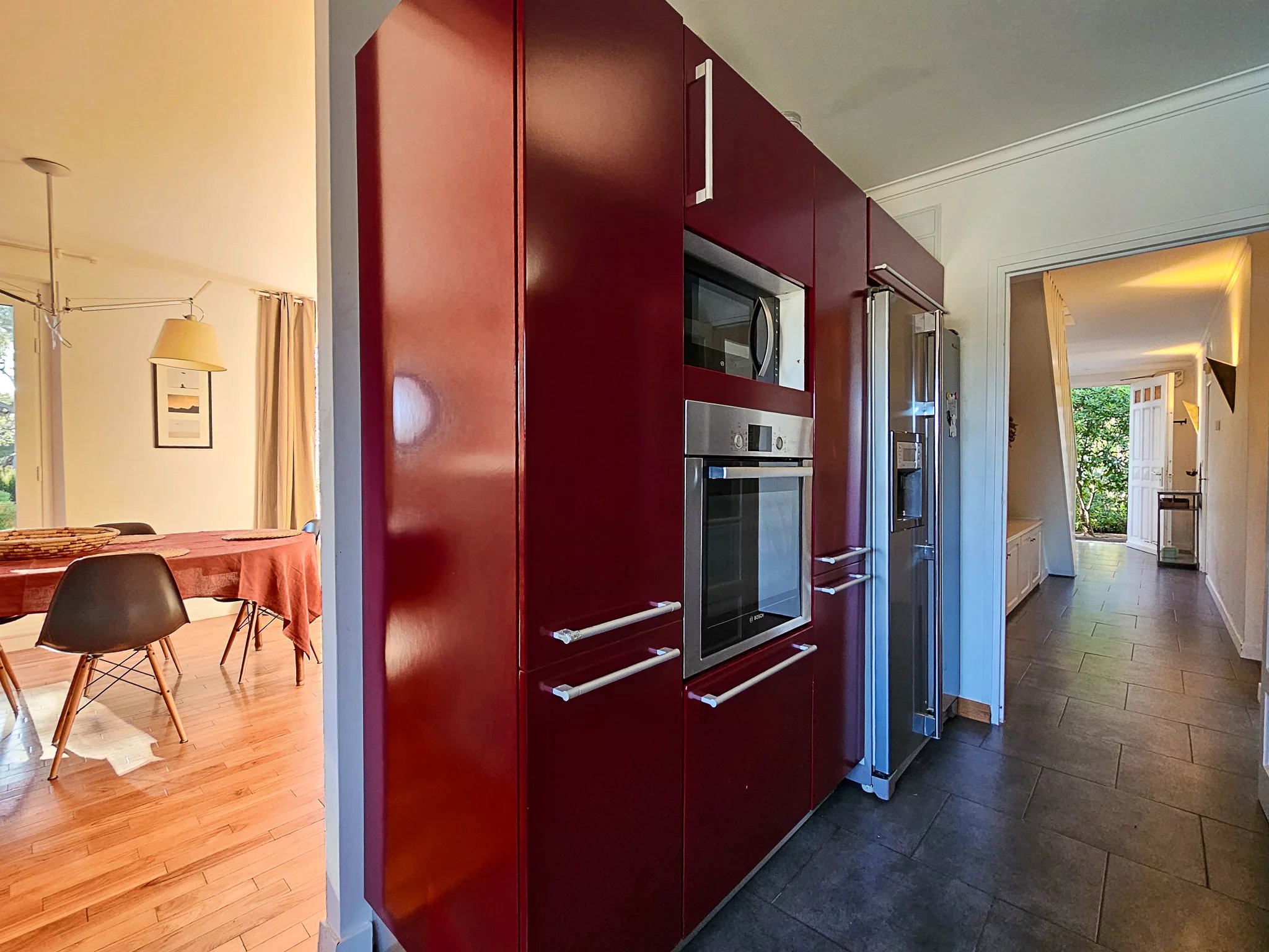 Belle propriété plein sud avec piscine et jardin arboré à Saint-Raphaël