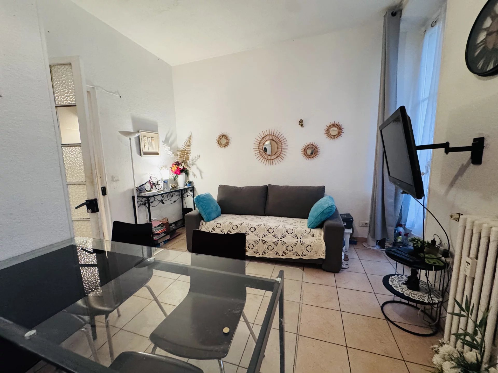 NICE CENTRE VENTE 2 PIECES