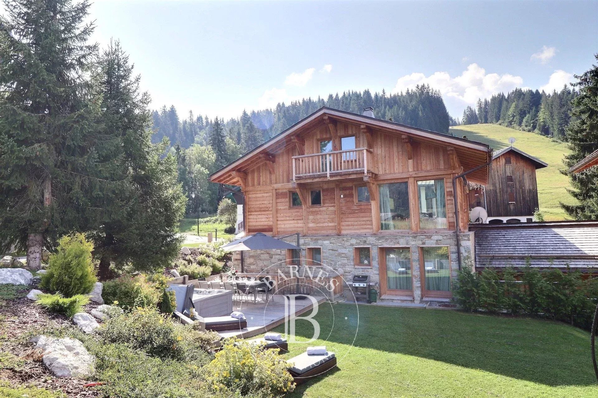 Photo of Les Gets - Chalet recently - 310 sqm - 6 bedrooms