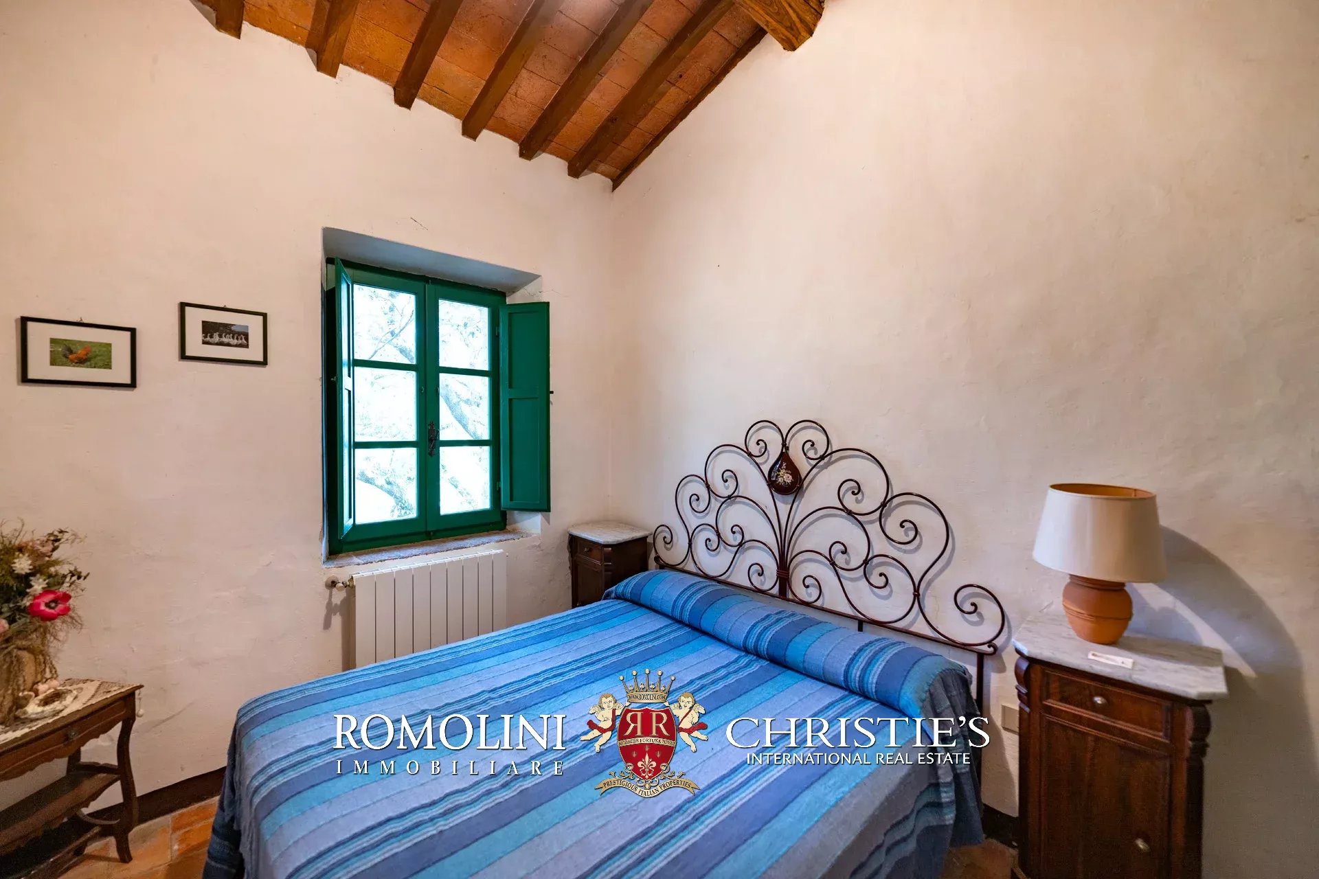 6 Bedroom Villa/Townhouse's Image 39