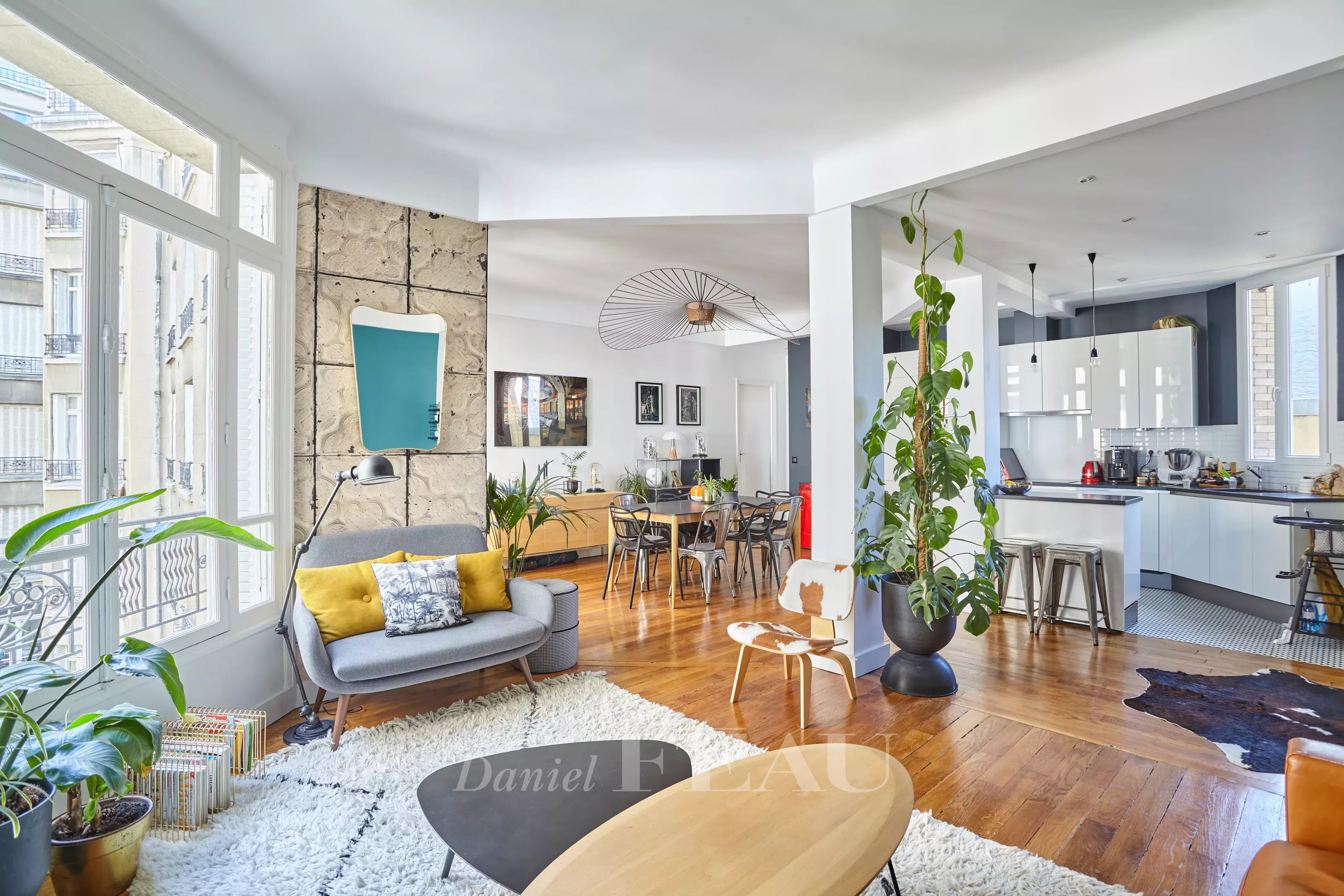 Sale Apartment Paris 16th