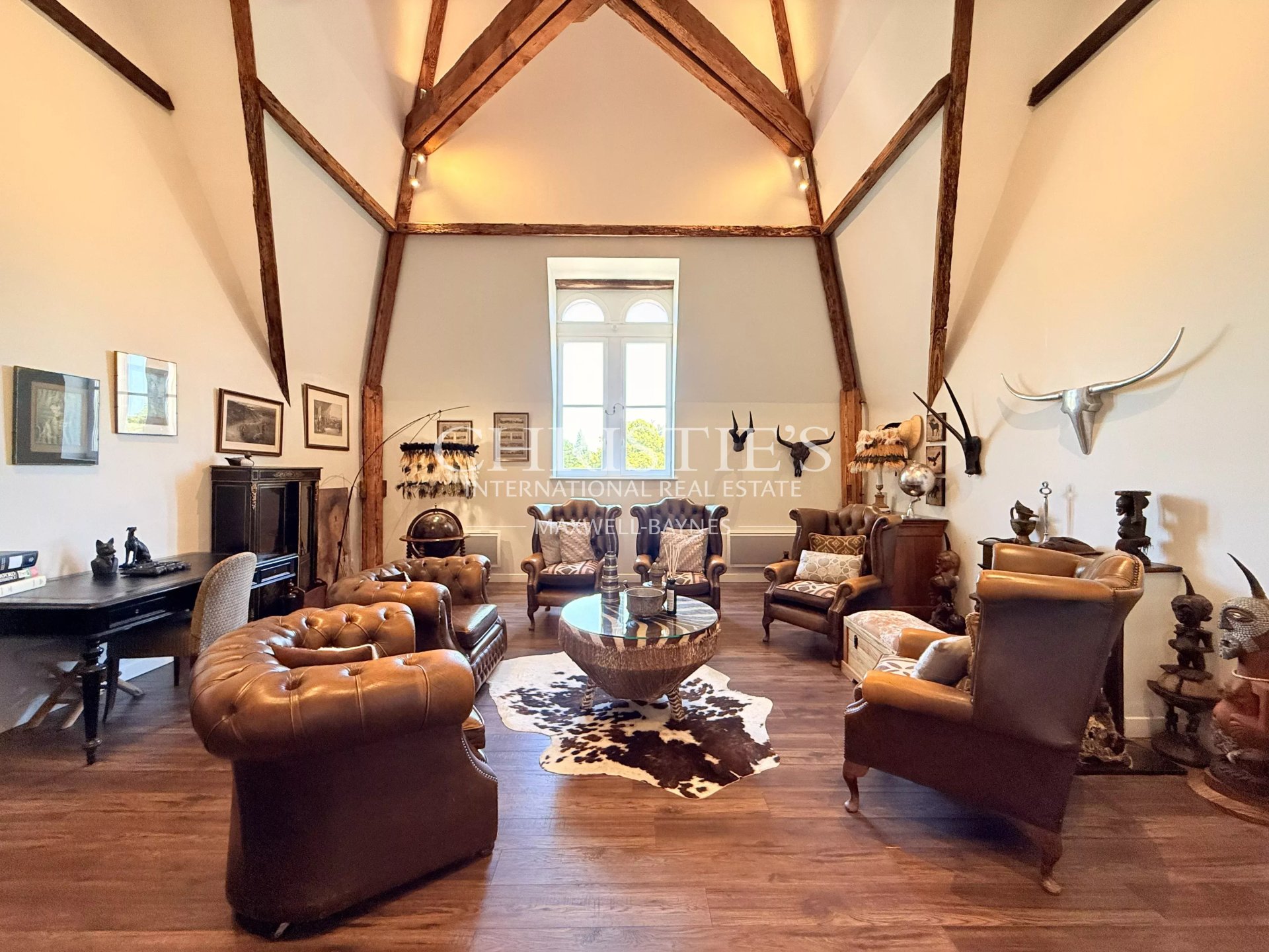 53 Bedroom Chateau's Image 33