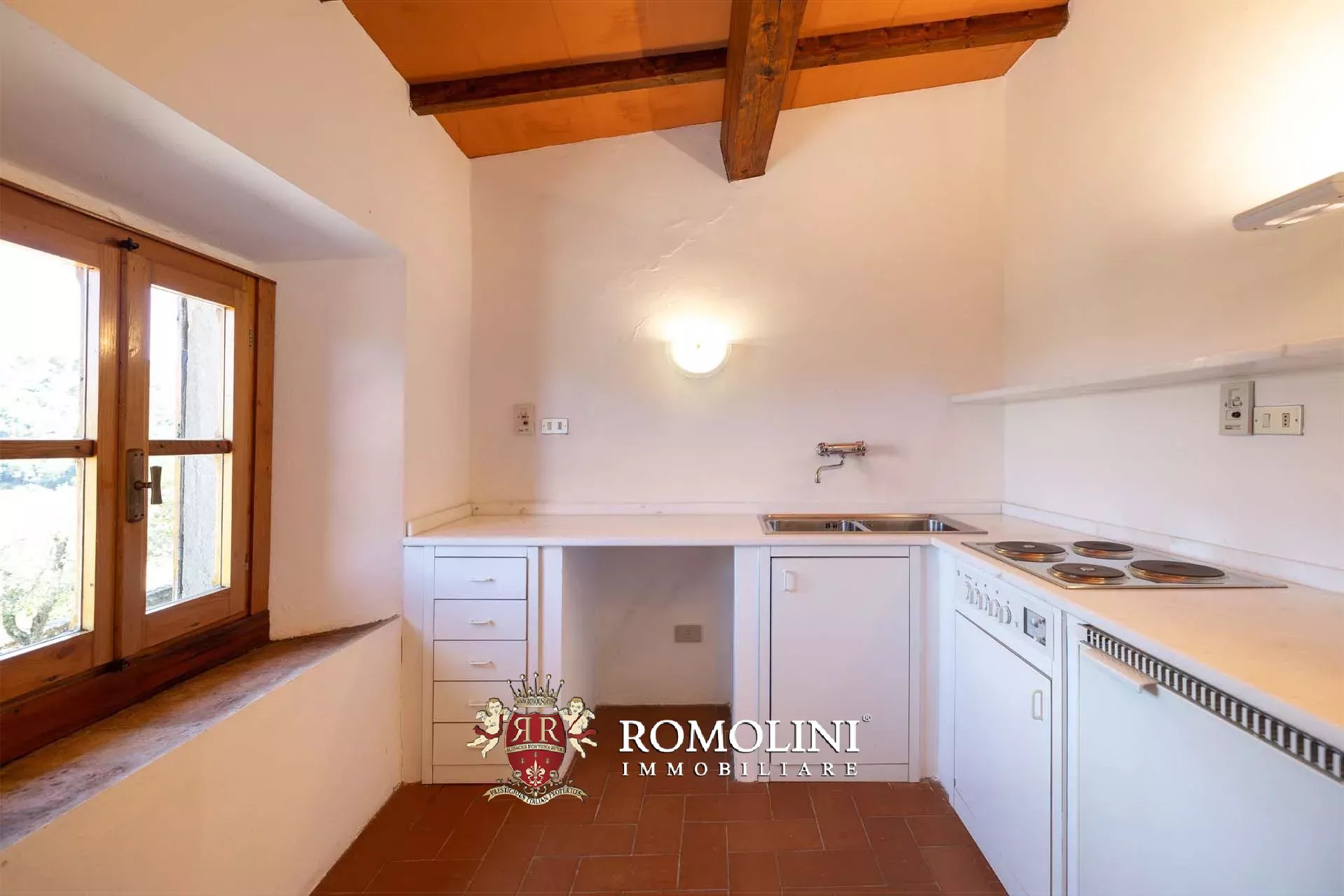 5 Bedroom Villa/Townhouse's Image 33