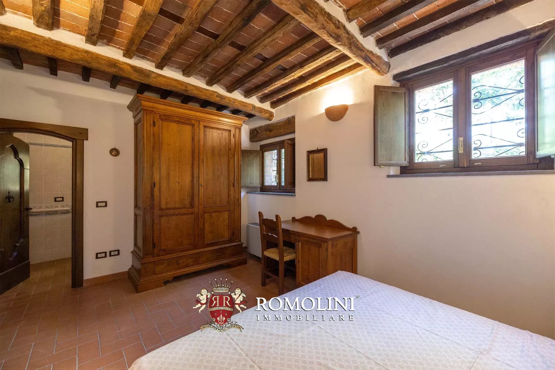 11 Bedroom Villa/Townhouse's Image 44