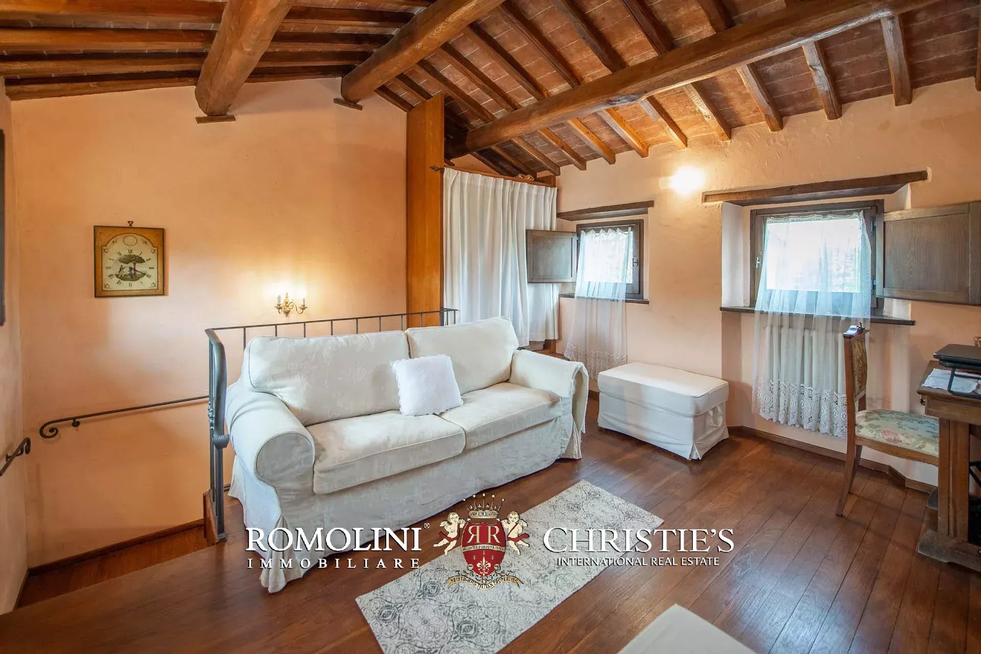 7 Bedroom Villa/Townhouse's Image 99