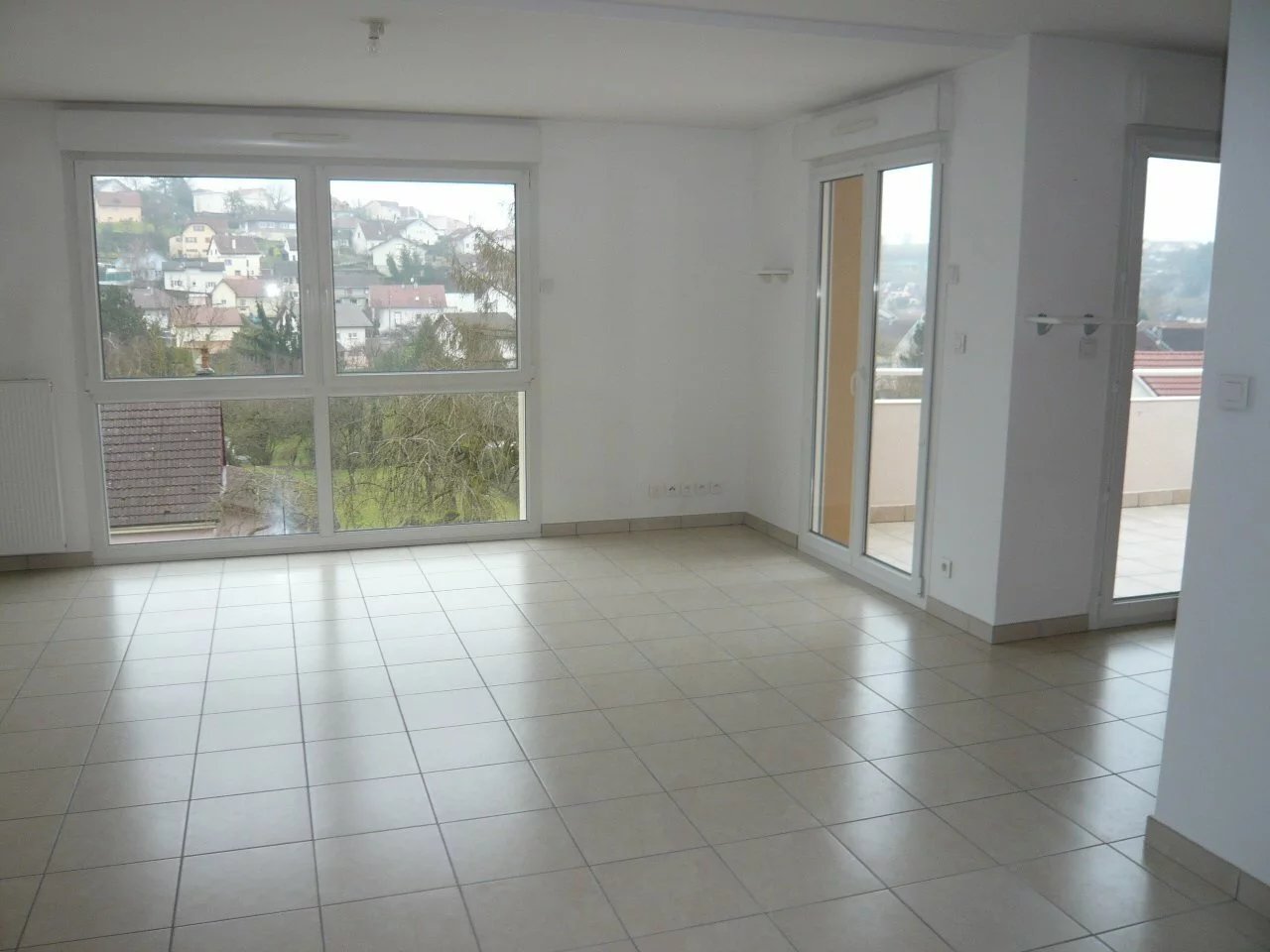 Location Appartement Étupes