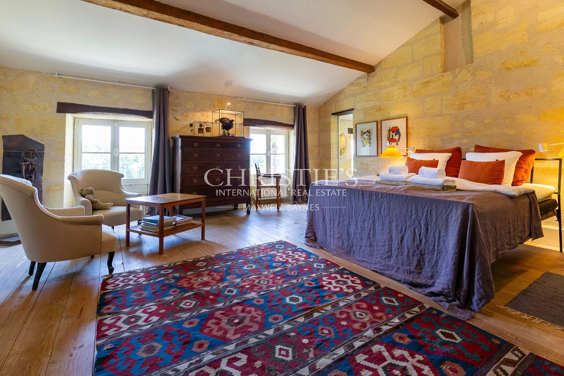 11 Bedroom Villa/Townhouse's Image 8