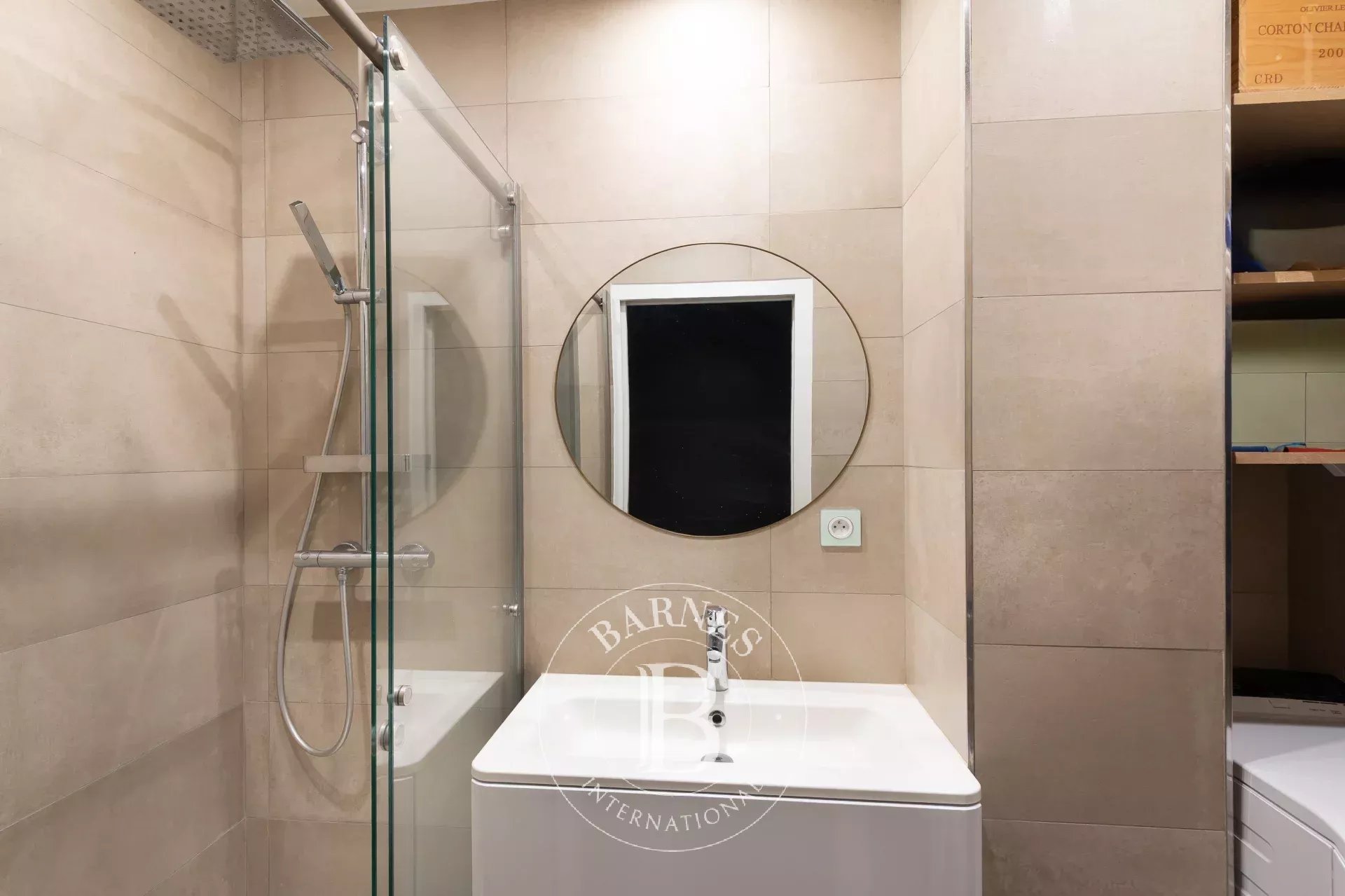 Daire Paris 9ème - picture 14