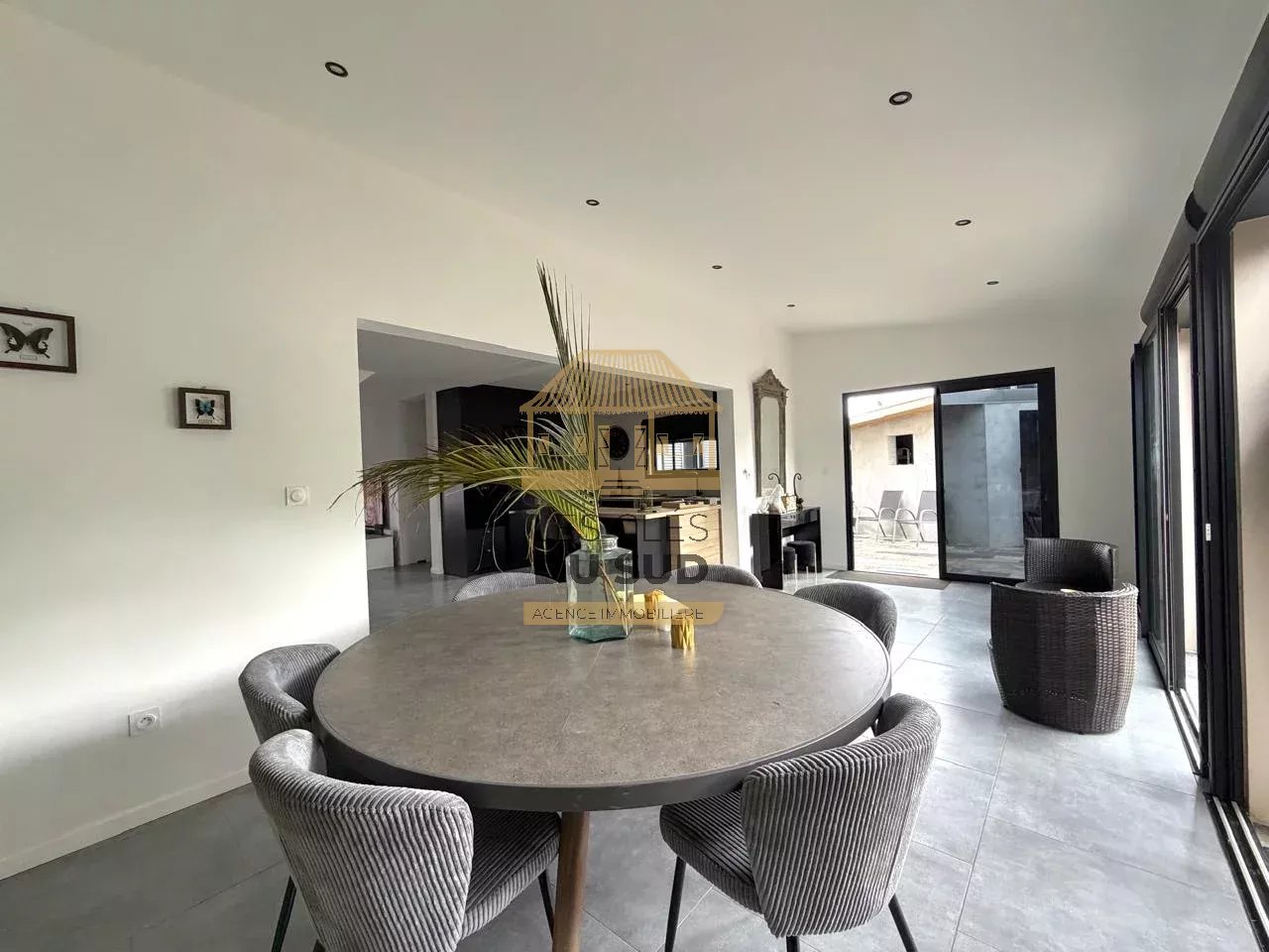 Maison T5 neuve avec piscine à vendre sur Saint Joseph 97480