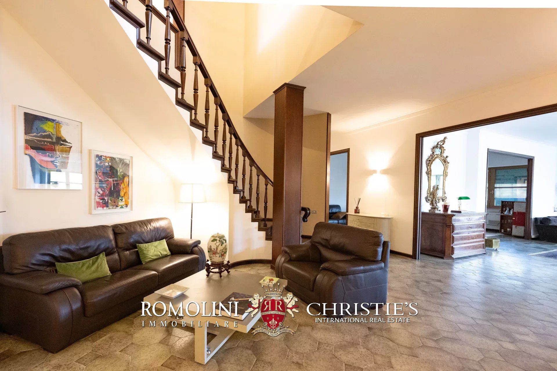 4 Bedroom Apartment/Flat's Image 8