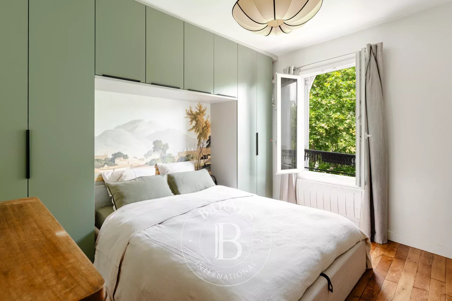 Daire Paris 18ème - picture 4