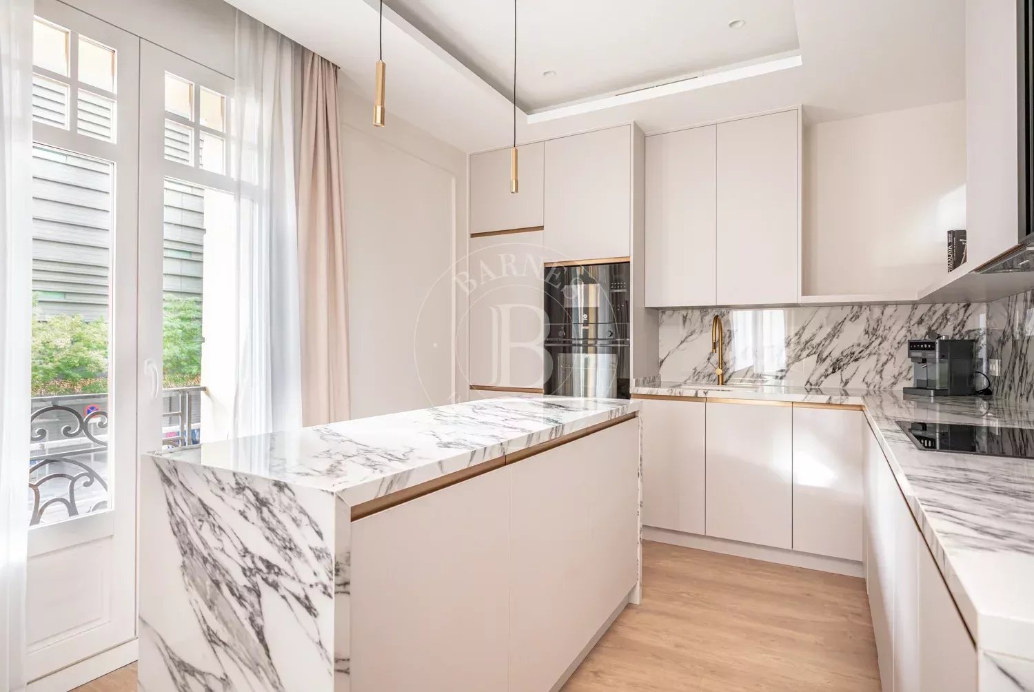 Daire Madrid - picture 13