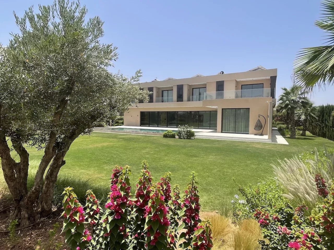 Image of Villa - 5 Bedrooms for Sale in Marrakech-Ménara-Marrakech-Morocco, Image 1