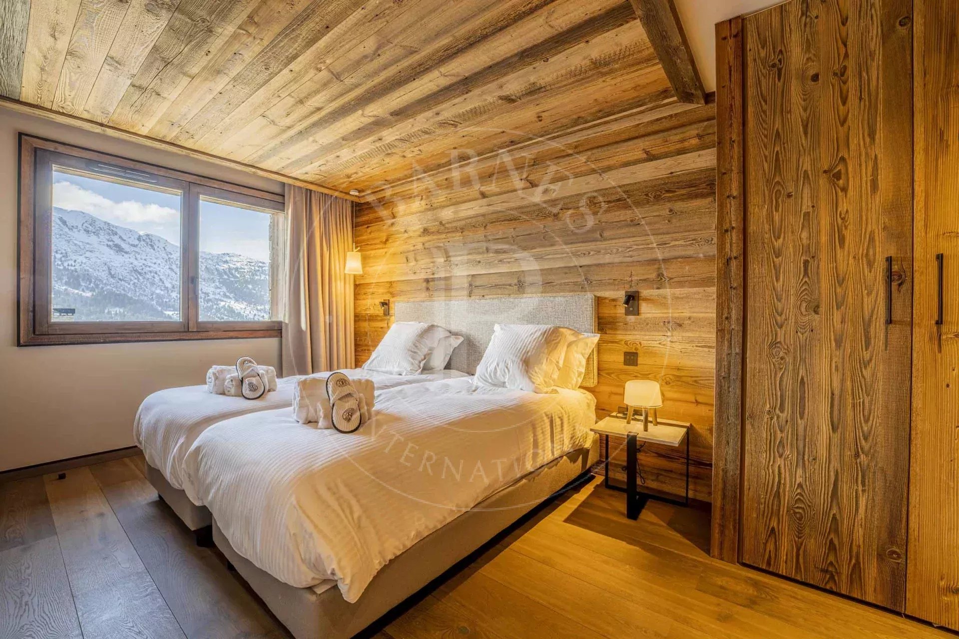Méribel Superb 5-bedroom duplex apartment at Rond Point des Pistes